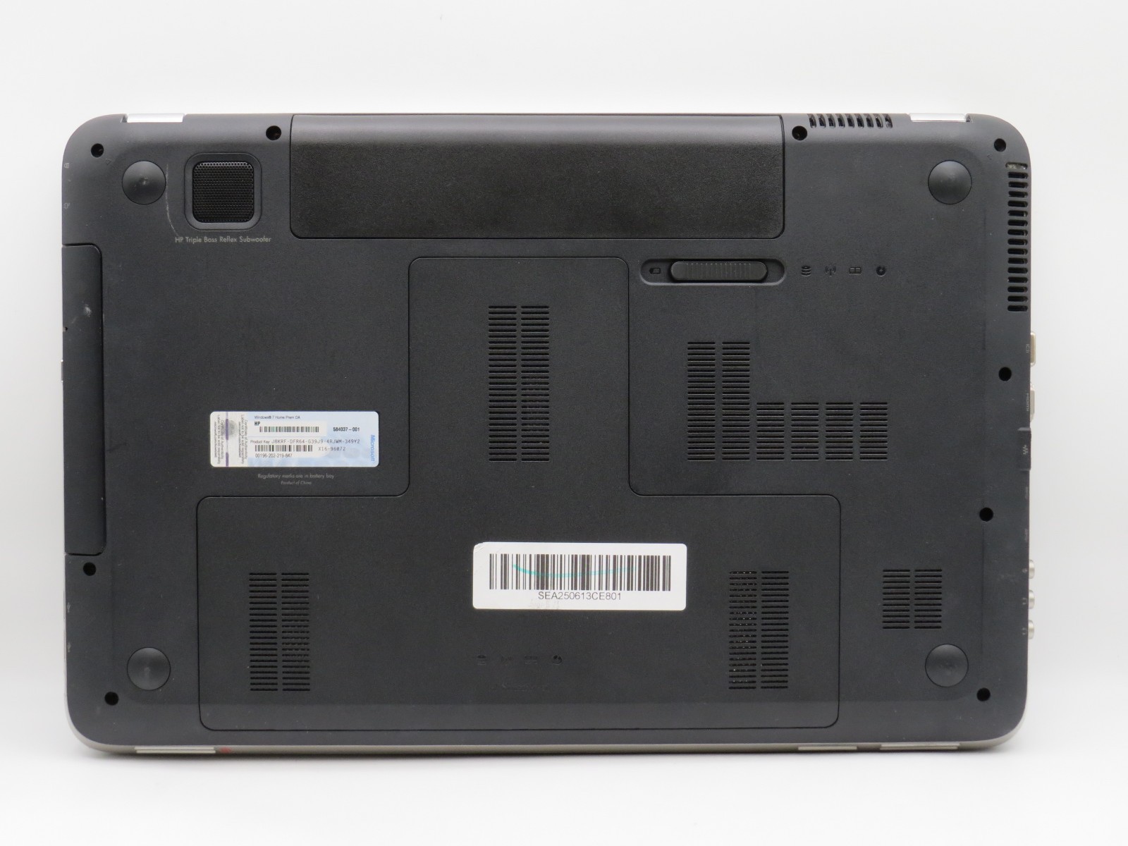 HP Pavilion dv7 i5-2430M @ 2.4GHz 6GB DDR3 128GB SSD 17.3″ No OS/AC/Battery