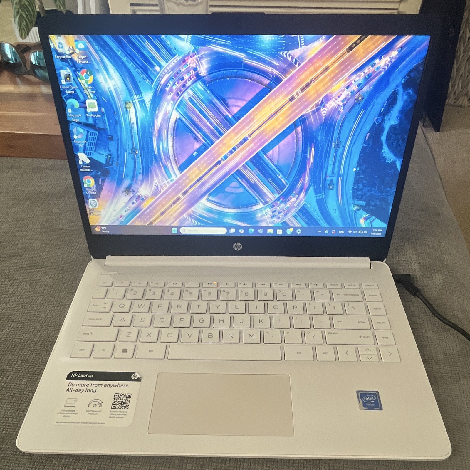 HP 15.6″ White Laptop Intel Celeron 4GB RAM 128GB SSD Windows 11