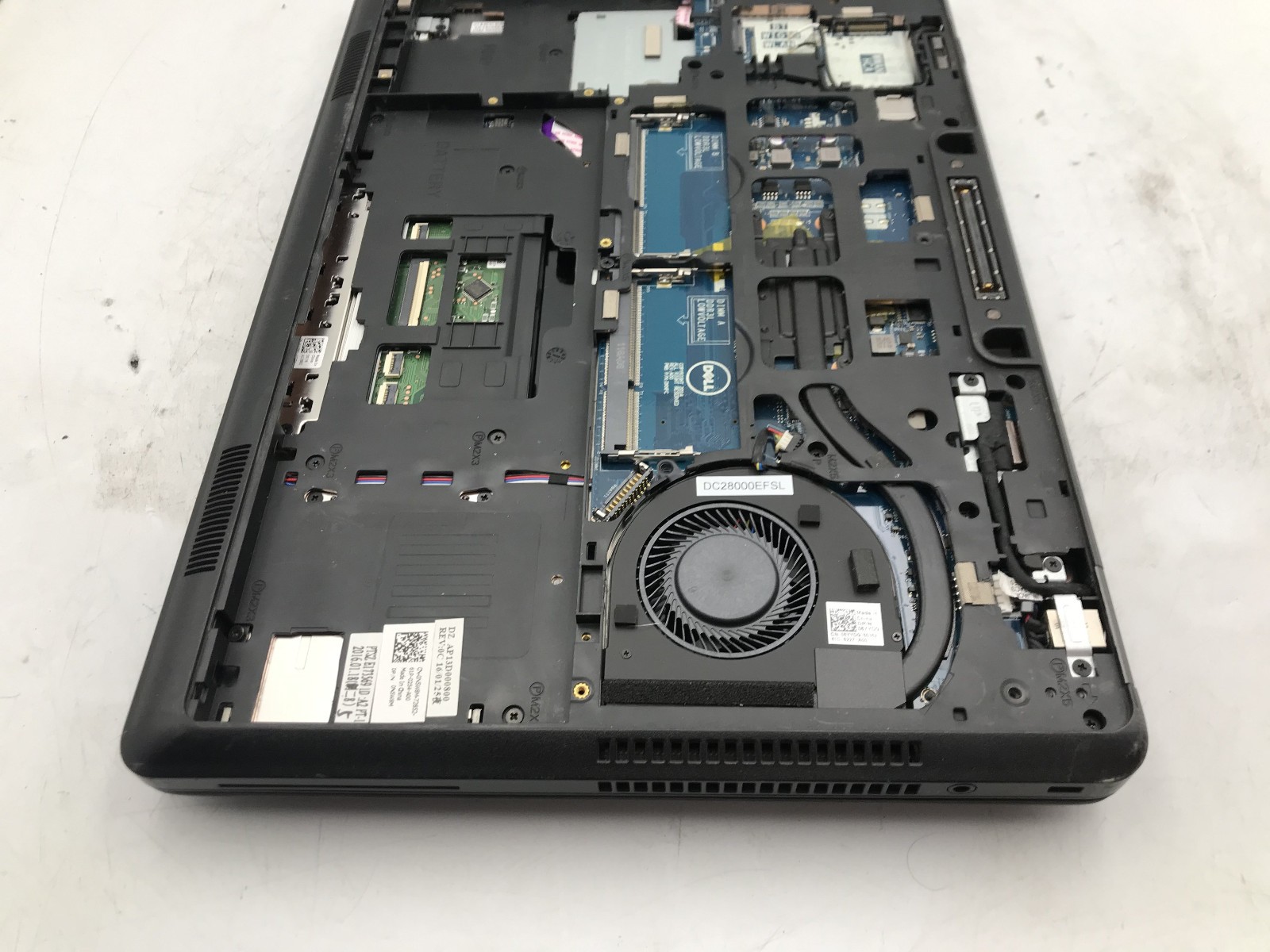 DELL LATITUDE E5450 – FOR PARTS/REPAIR – INTEL I5 5TH GEN – NO RAM -READ DESC-BB