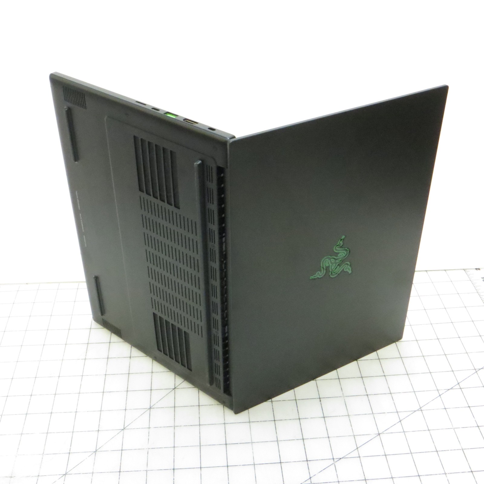 Razer Blade 14 Ryzen AI 9 RTX 5070 32GB DDR5 1TB SSD 3K 120Hz Win 11 Laptop PC
