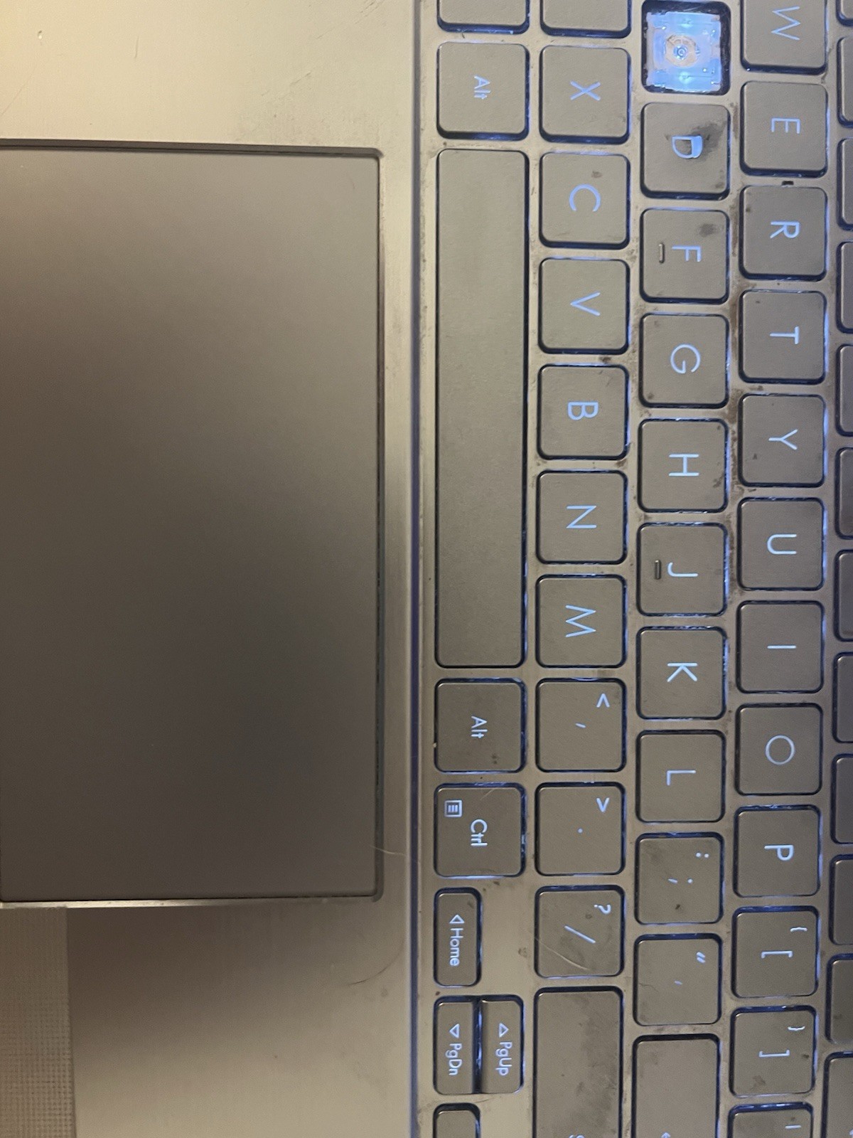 ASUS Zenbook 14 Laptop Ryzen 5 8GBRAM GEFORCE MX350 256GB SSD (Missing A&S Keys)
