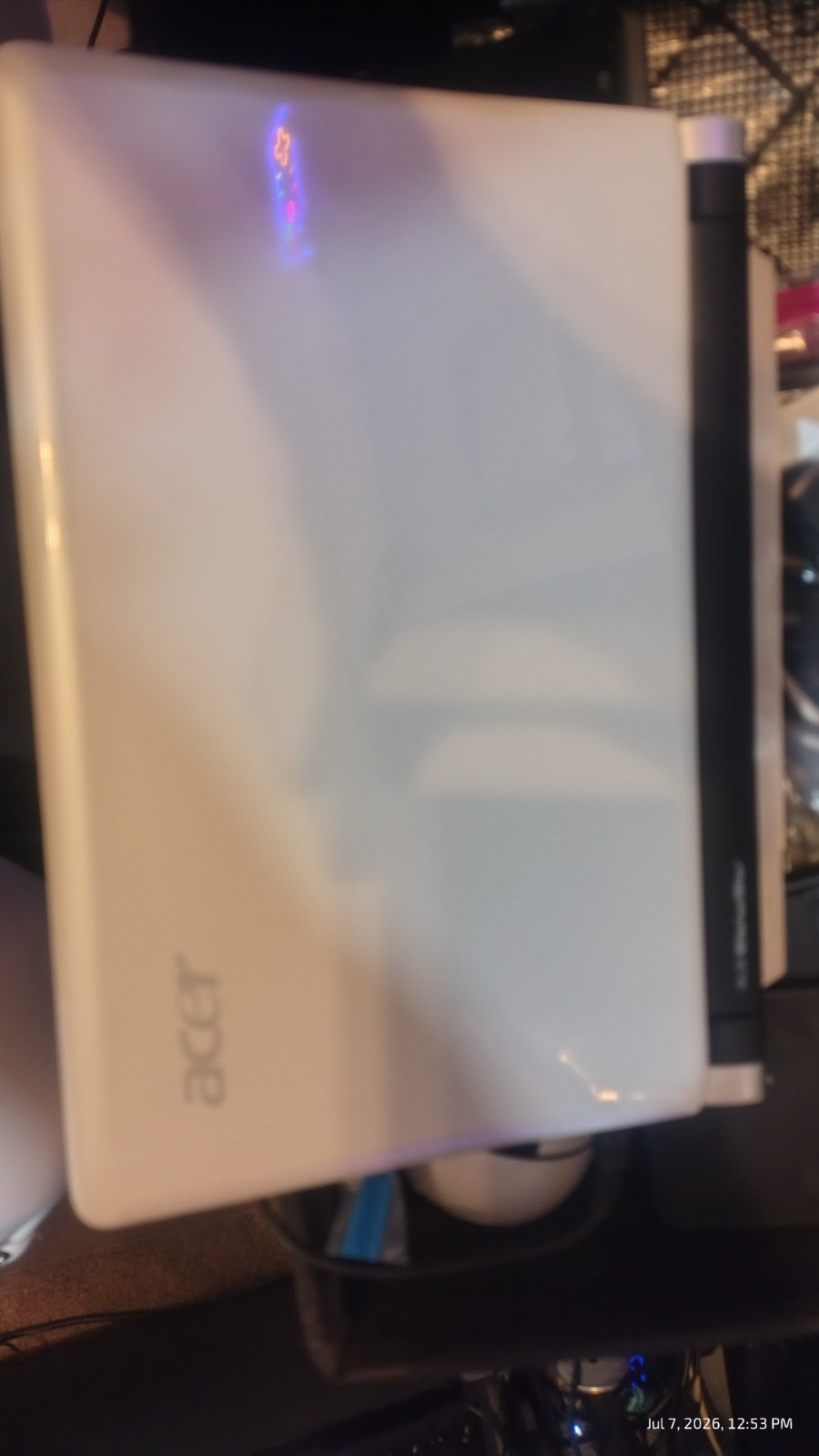 Acer Aspire One KAV60 10″ Netbook White 1.66GHz 220GB HDD Win 7 1gb Ram