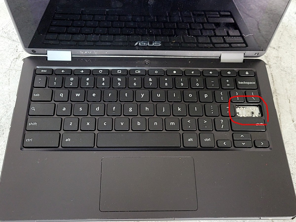 ASUS C213S 11.6″ Chromebook Celeron N3350 32GB 4GB SEE NOTES