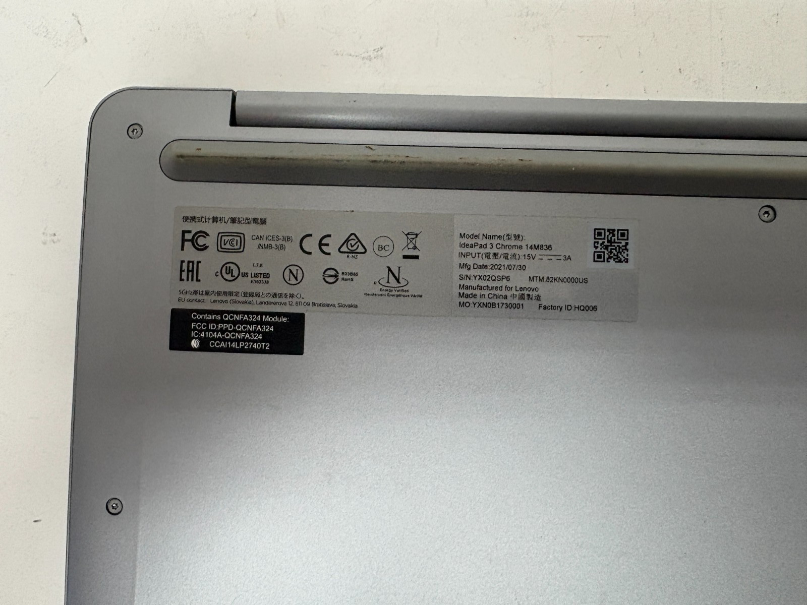 Lenovo IdeaPad 3 14M836 14″ Chromebook Laptop Computer 4GB RAM 32GB Storage