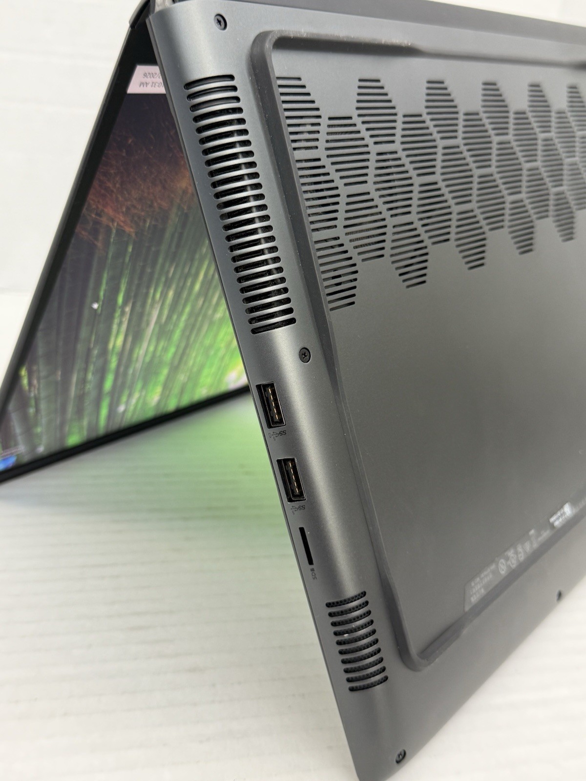 Dell Alienware M16 R2 240Hz QHD+ 1.4GHz Ultra 7 155H 16GB 1TB RTX 4070 Frame Gap