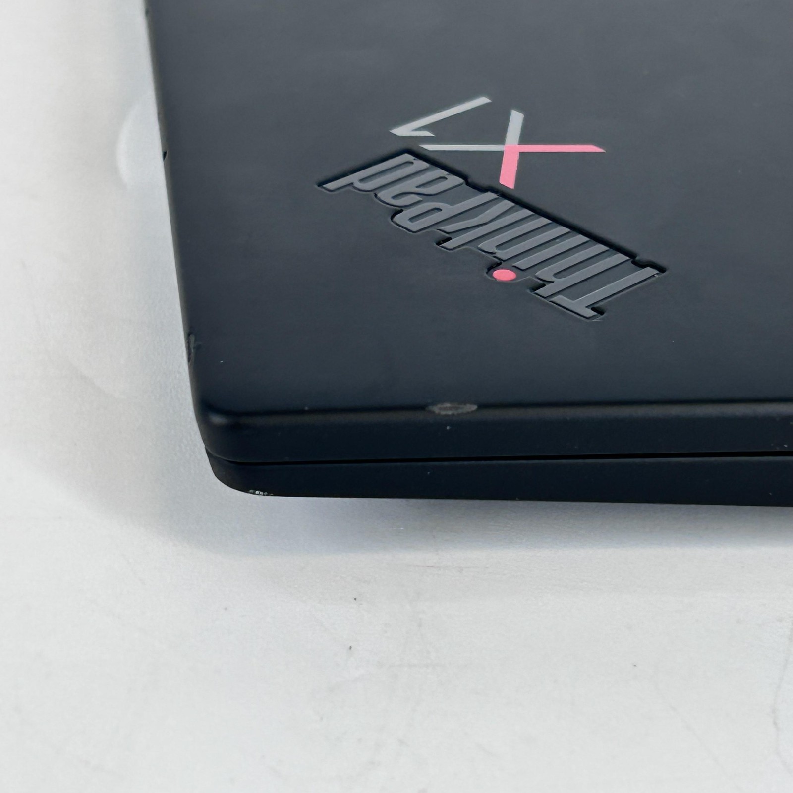 Lenovo ThinkPad X1 Carbon Gen 9 14 FHD+ 2.4GHz i5-1135G7 16GB 256GB BAD BATTERY