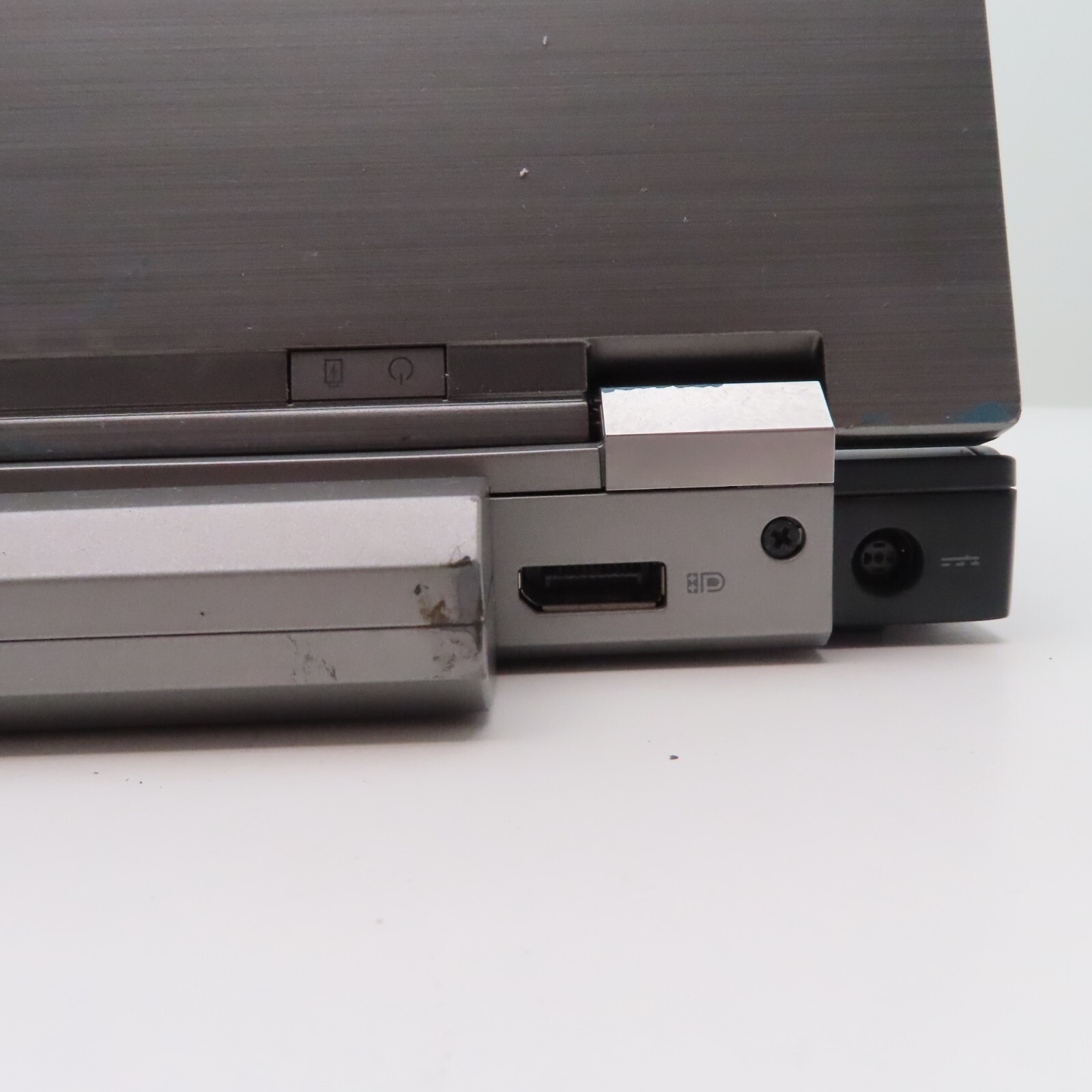 Dell Latitude E6410 Laptop Intel Core i5 2.40GHz 2 Cores 4GB DDR3 SDRAM