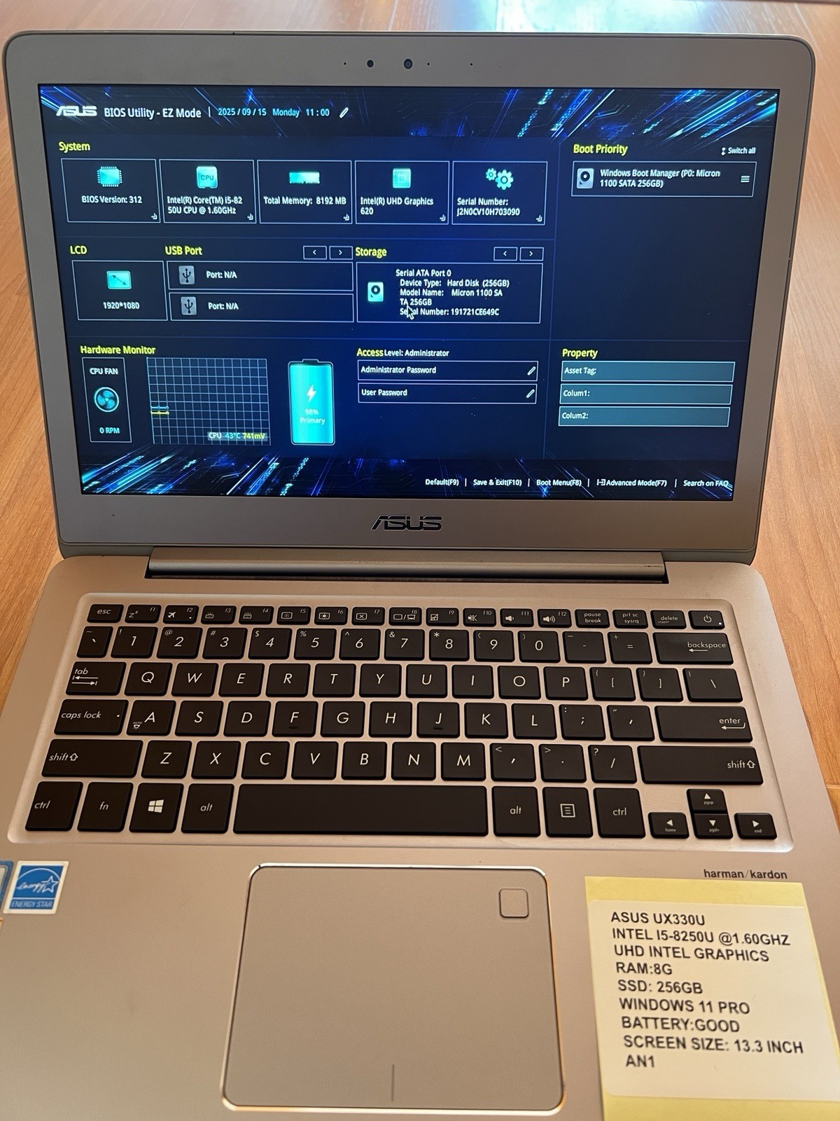 Asus Zen book UX330U I5 8th UHD Graphics,8G,256G SSD,Win11 Pro, 13.3” AN1