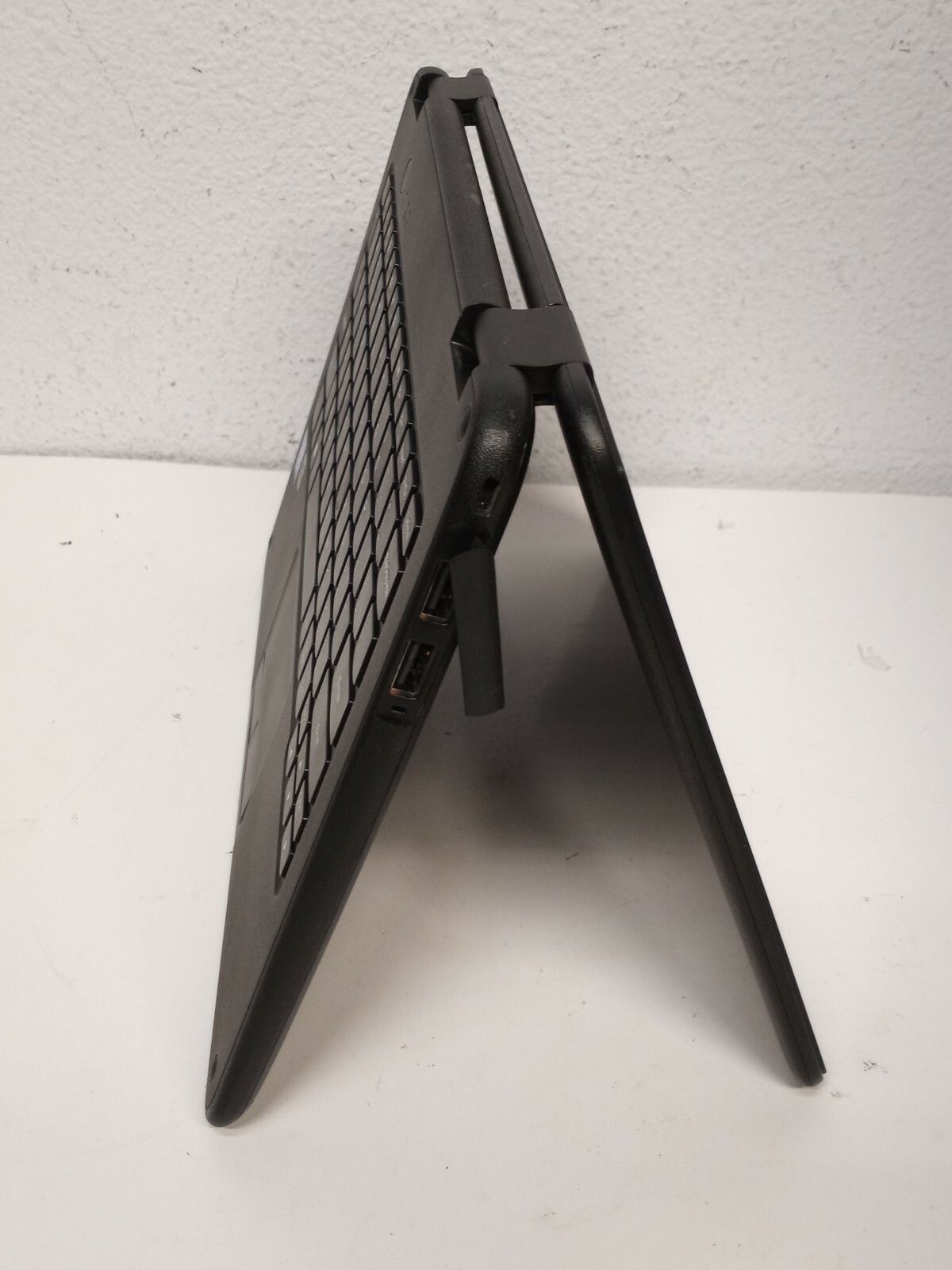 Lenovo N23 TOUCH 11.6″ 2-IN-1 Intel Celeron N3060 1.6GHz 4GB 64GB SSD Win10