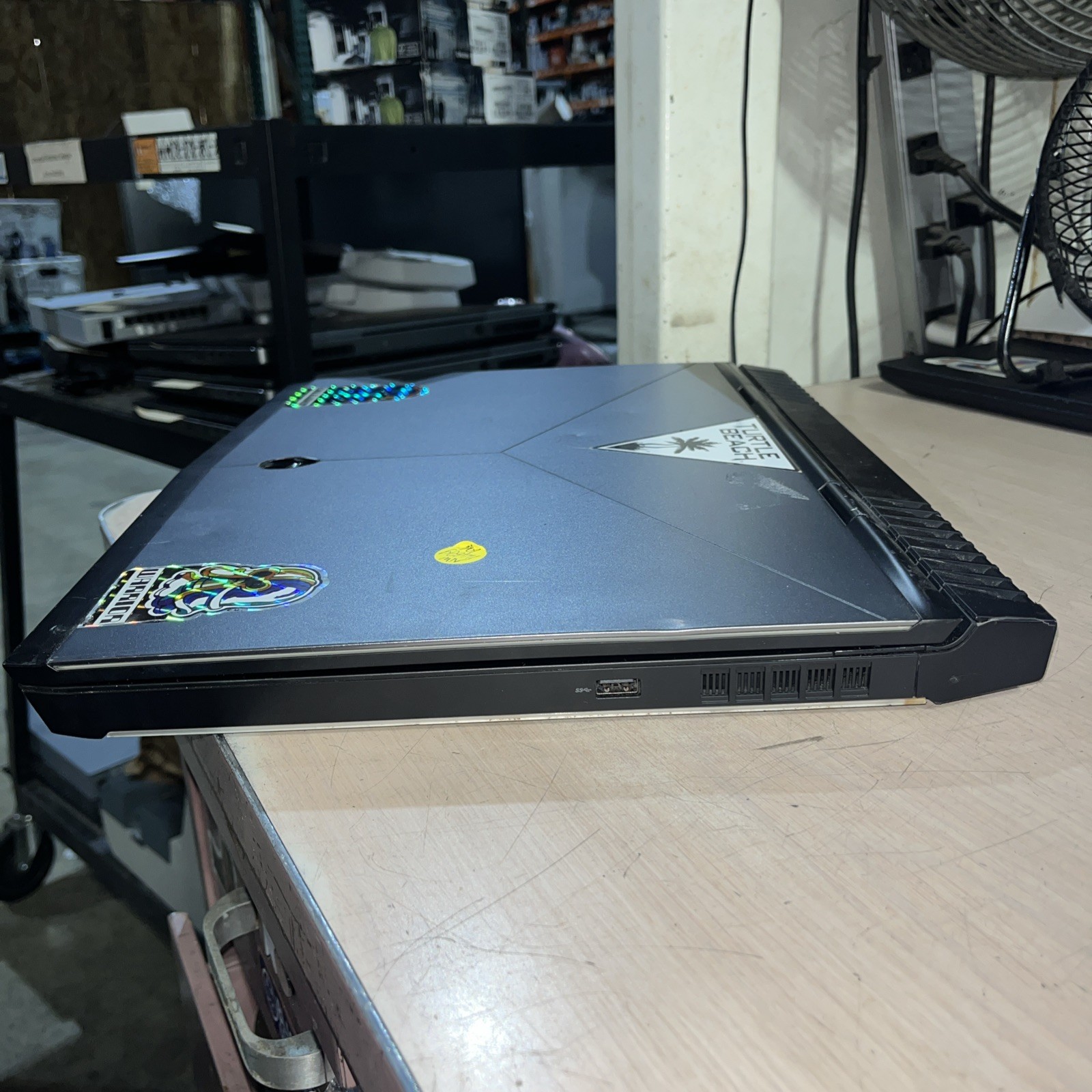 ALIENWARE 17 R4 INTEL CORE I7-7700HQ 2.80GHZ 8GB RAM NO HD