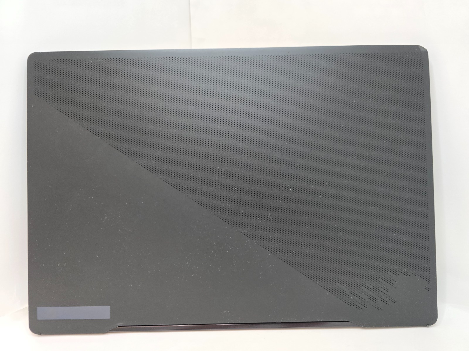 ASUS ROG M16 16″ i9-13900H 14C, 16GB, 1.5 TB SSD, RTX 4070, WQXGA 240HZ