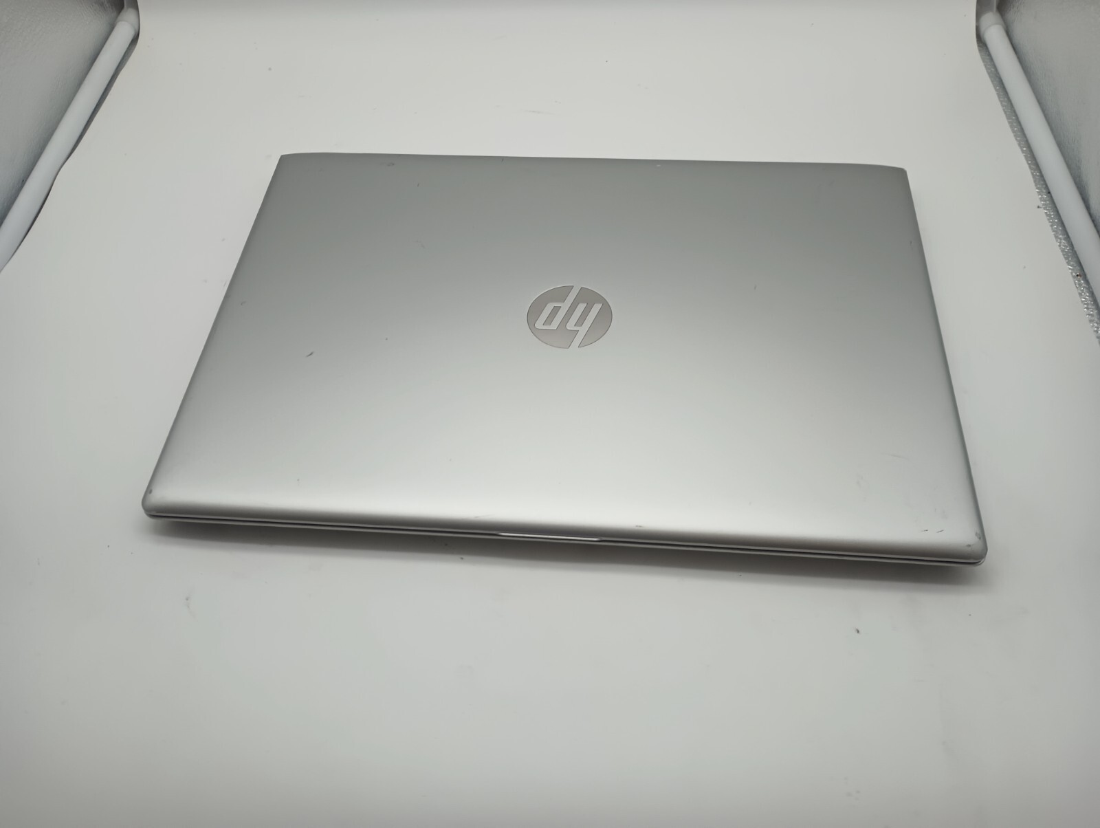 ProBook 450 G5 w/charger. (Bad Battery!!)i5 8th gen(4cores).8GB.128GB M.2.15.6″