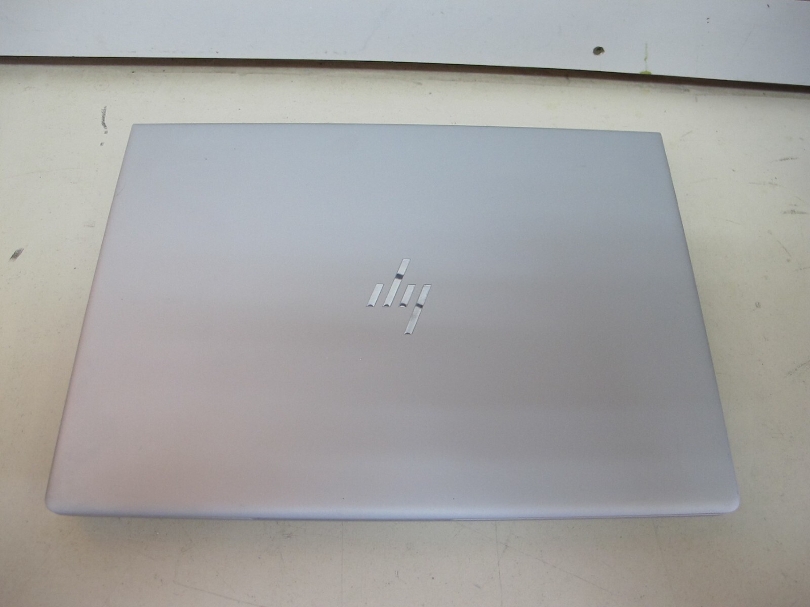 HP Elitebook 840 G6/1.6ghz Core i5-8th gen QUAD/8GB/128GB SSD/14″-W10Pro