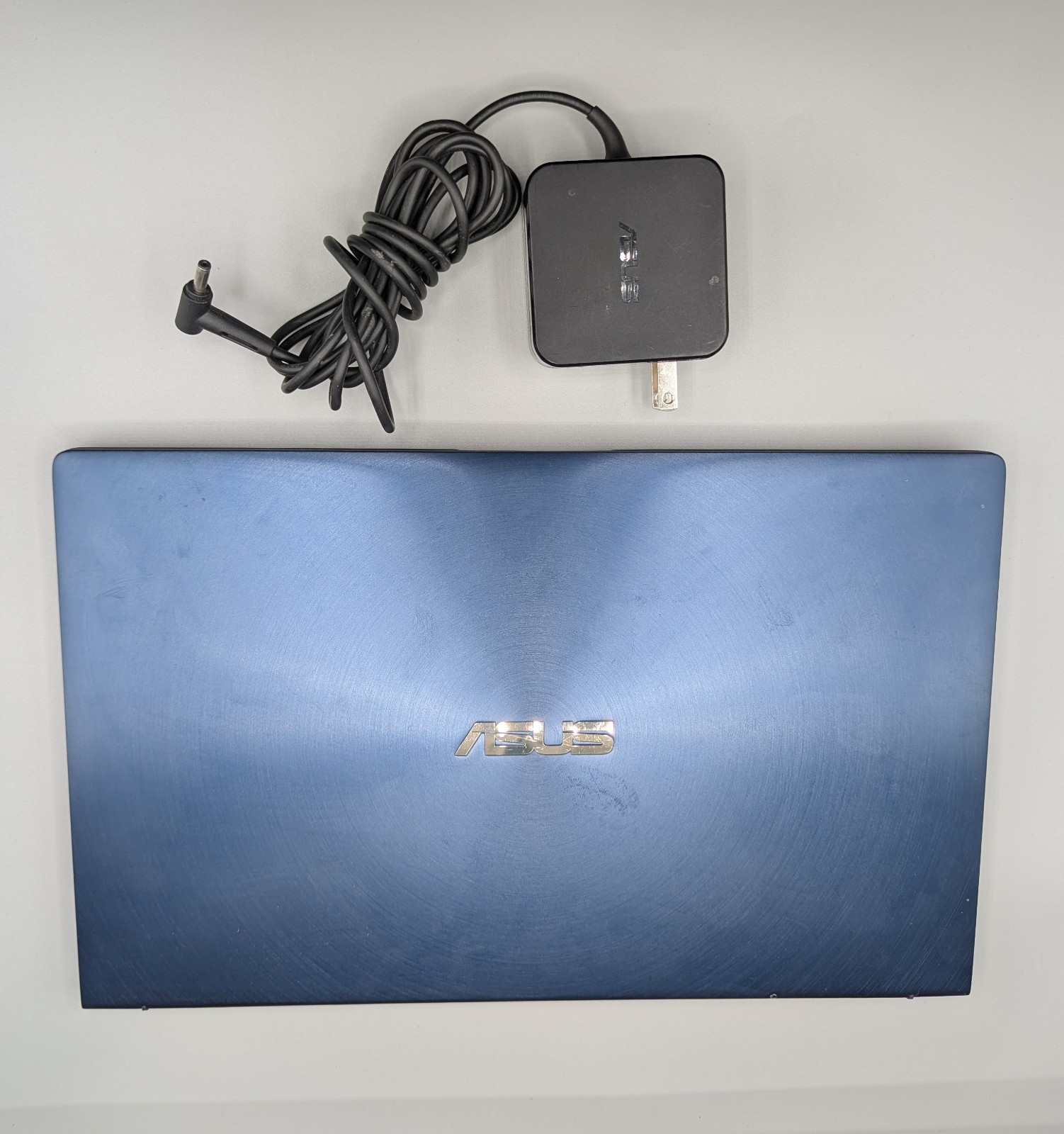 ASUS UX434FLC-C72P-CA 14.0″ Laptop Intel Core i7 10th Gen 10510U (1.80 GHz) 16 G