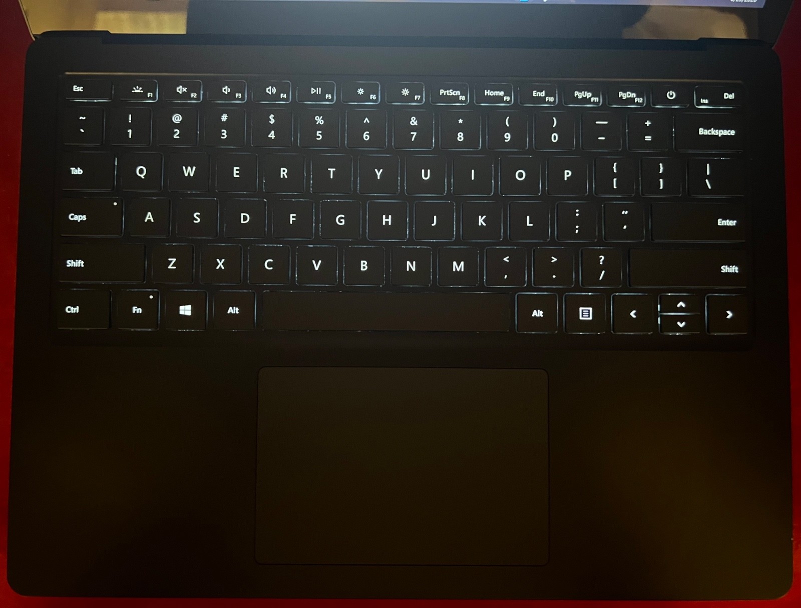 EXCELLENT 13.5″ MICROSOFT SURFACE LAPTOP 3 2K DISPLAY 256GB 8GB i5-1035G7 WIN 11