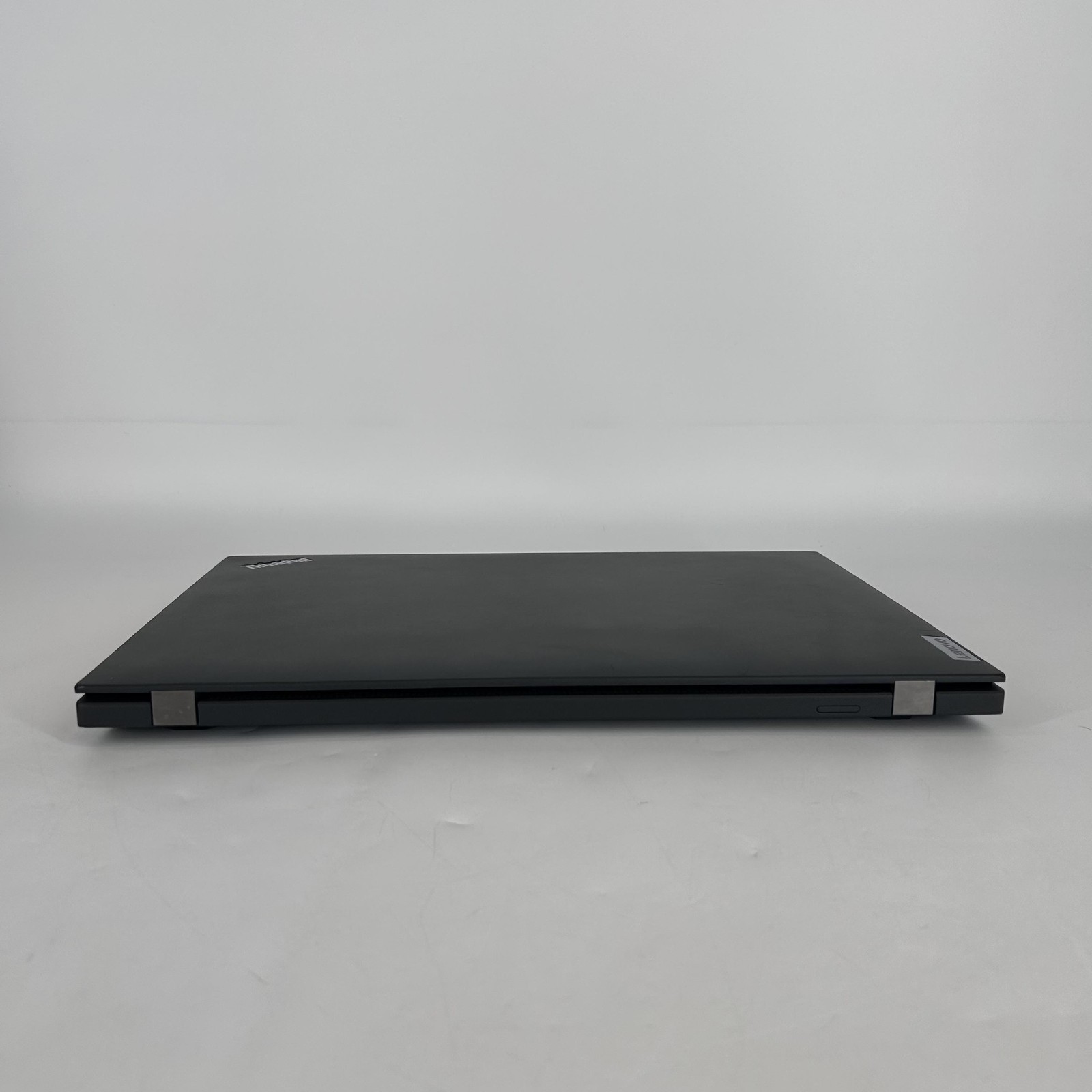 Lenovo ThinkPad P16s Gen 1 2K 1.8 GHz i7-1280P 48GB 1TB NVIDIA T550 FRAME SPLIT