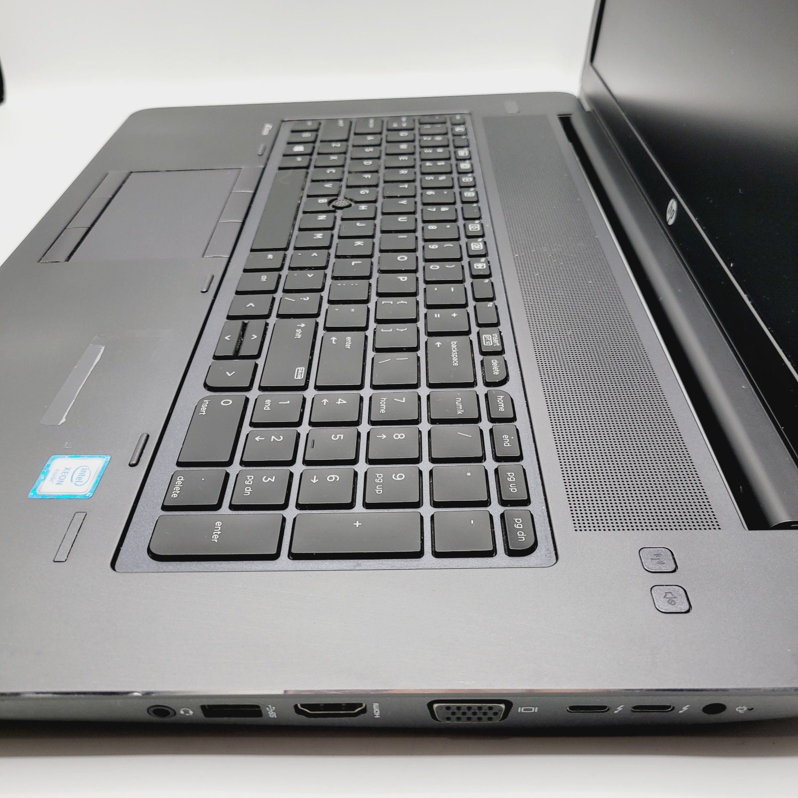 HP ZBOOK 17 G3 Xeon E3 16GB RAM No HDD 17″ FOR PARTS