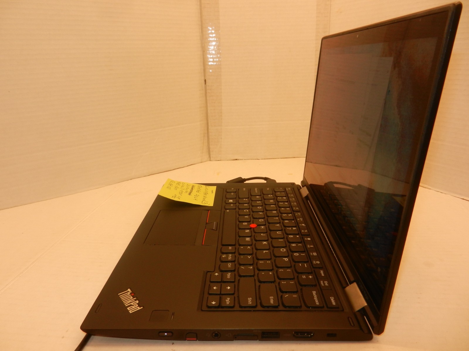 LENOVO 380 THINKPAD YOGA 20LH 14″ CORE I7-8550U 1.8GHz 8GB RAM 512GB SSD WIN 10