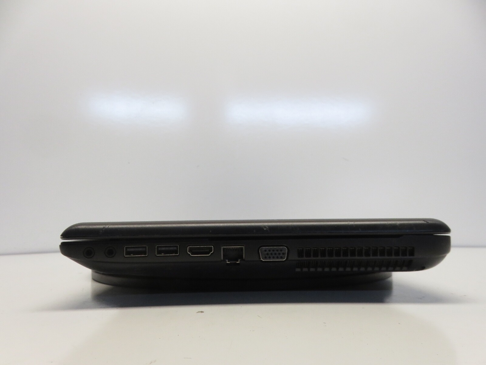 Toshiba Satellite C55-A5220 Intel Celeron 1037 1.8GHz 4 GB NO HDD No Batt