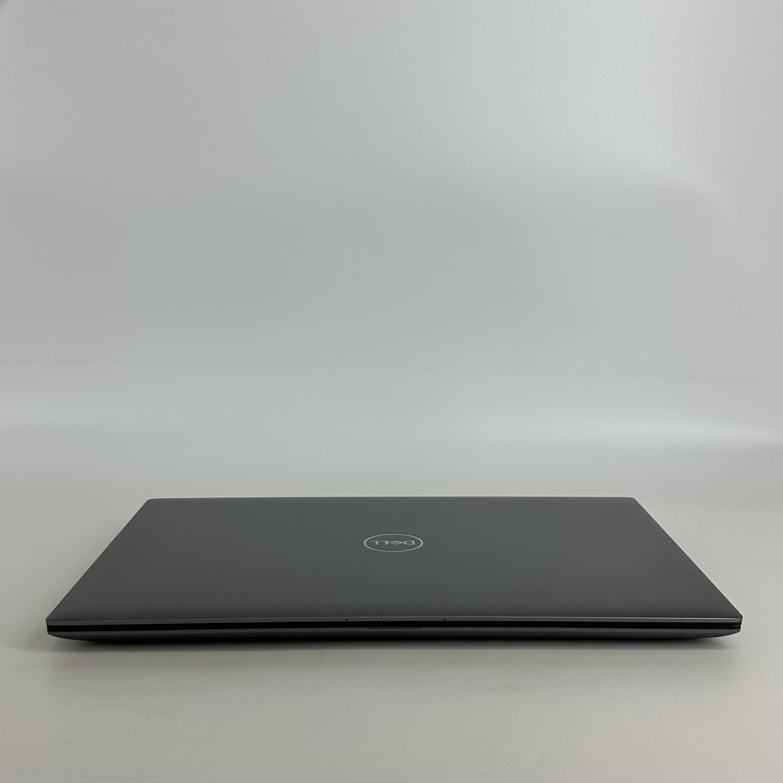 Dell Precision 5680 16 FHD+ 2.5 GHz i7-13800H 32GB 512GB SSD NVIDIA RTX 2000 Ada