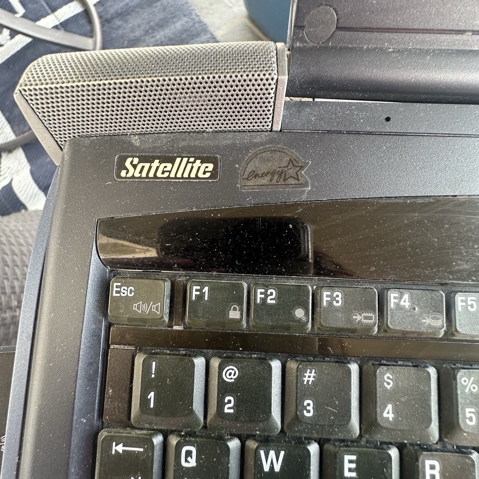 Toshiba Satellite 1905-S277 Intel Pentium 4, Windows XP W/Belkin Wireless G Card
