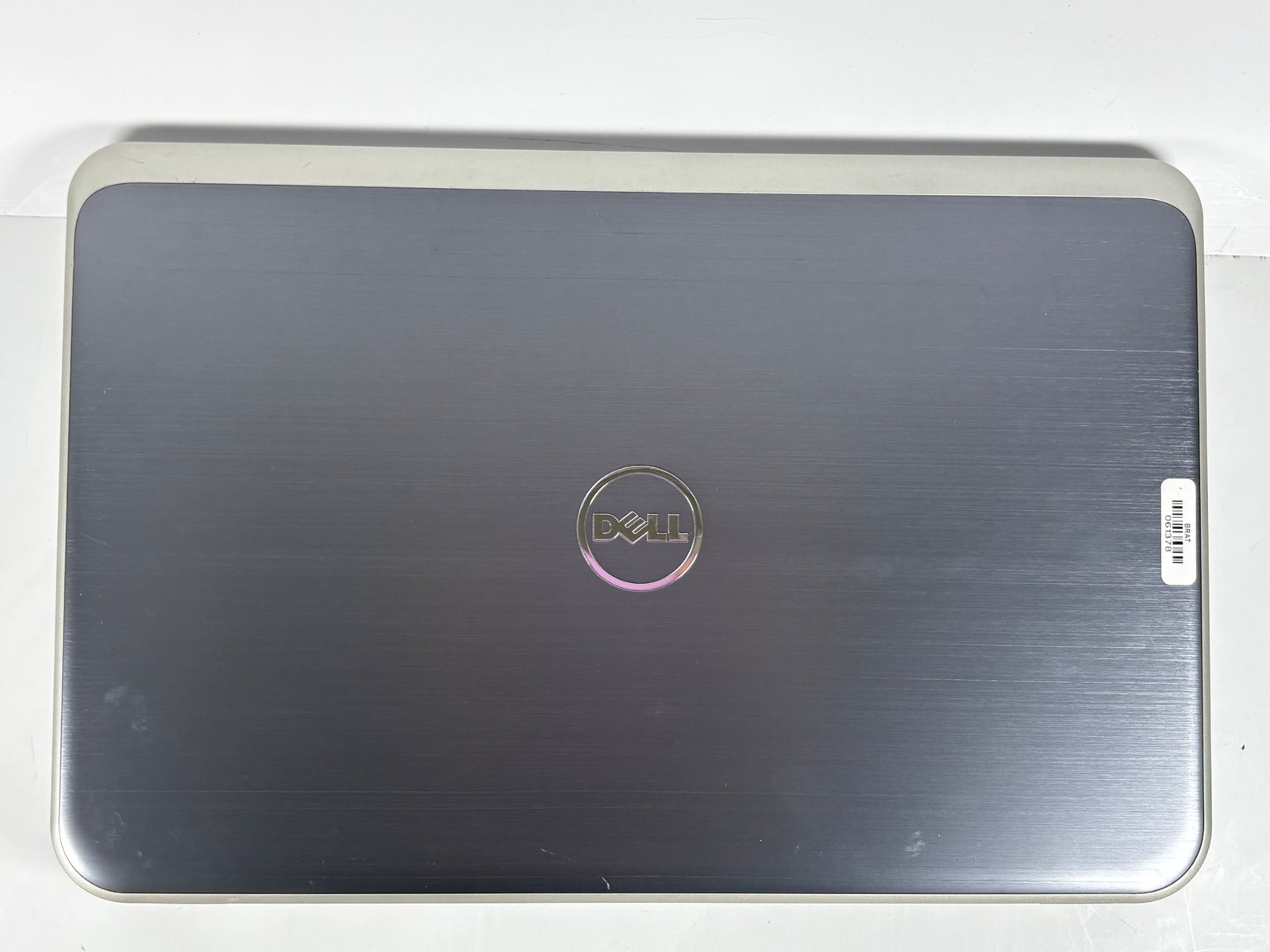 Dell Inspiron 5737 – 17.3″ HD+, 1.8GHz i7, 8GB RAM, NO SSD