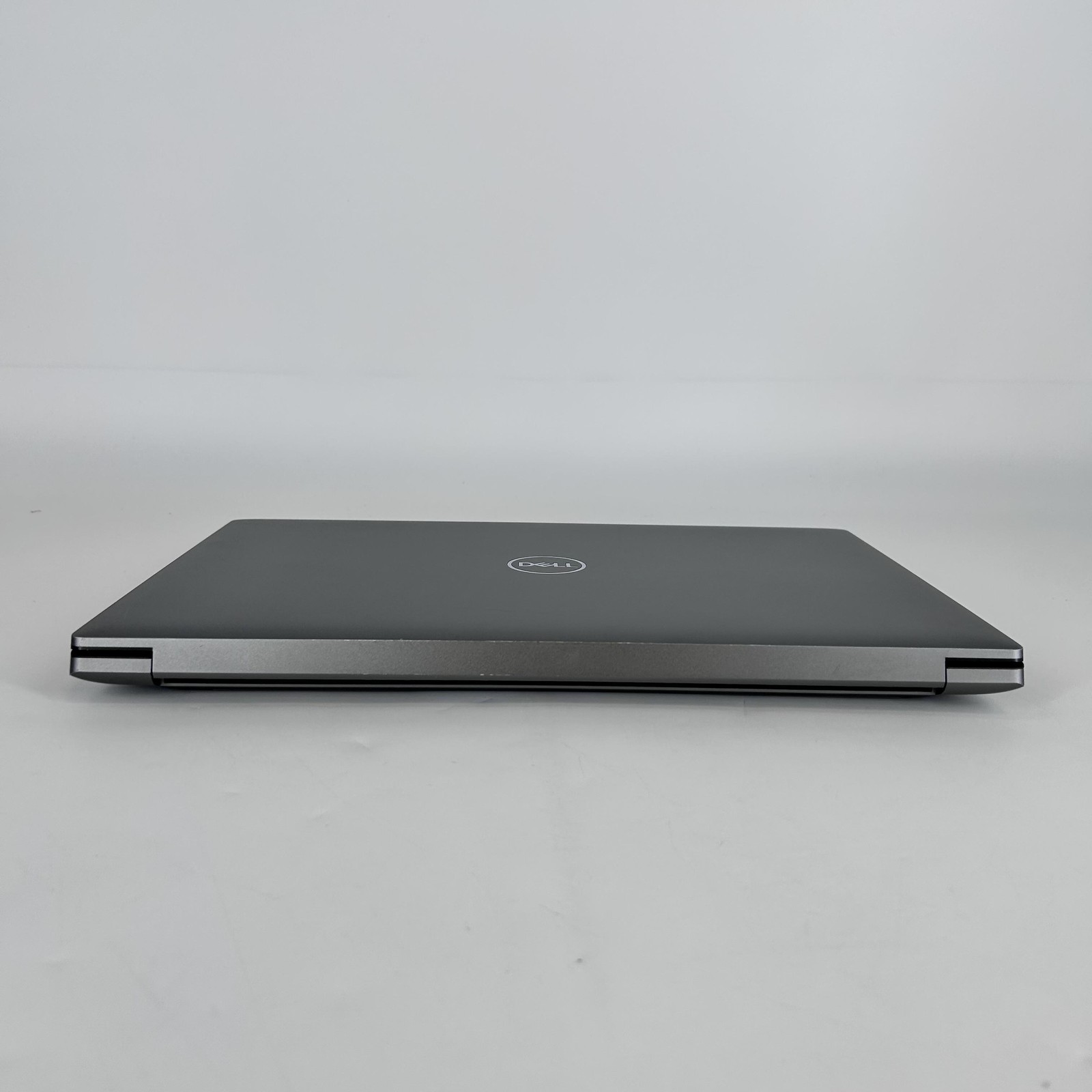 Dell Precision 5680 16 FHD 2.6GHz i9-13900H 32GB 1TB SSD RTX 2000 Ada Bad Camera