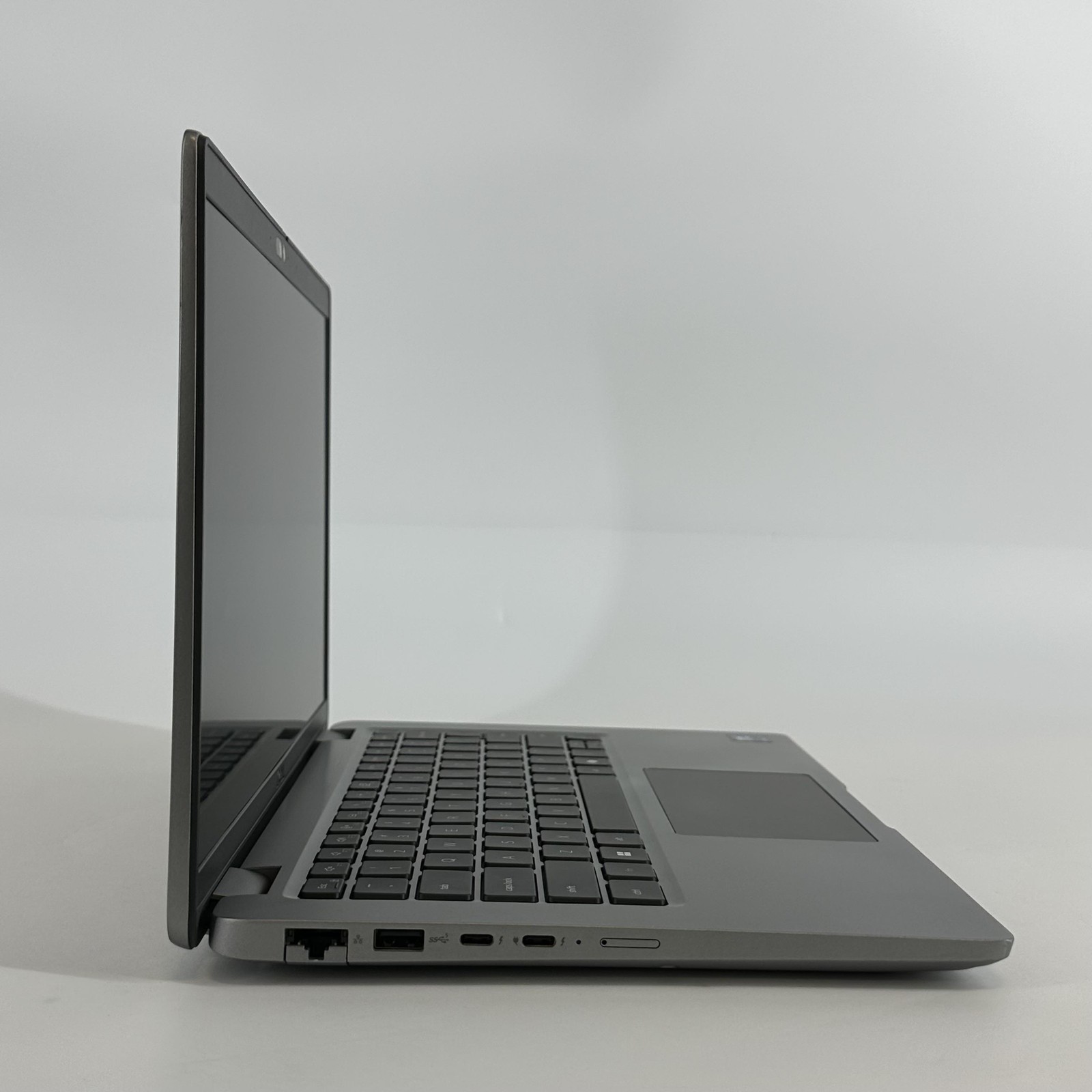 Dell Latitude 5450 14 FHD TOUCH 3.8 GHz Ultra 7 165H 32GB 512GB SSD Excellent