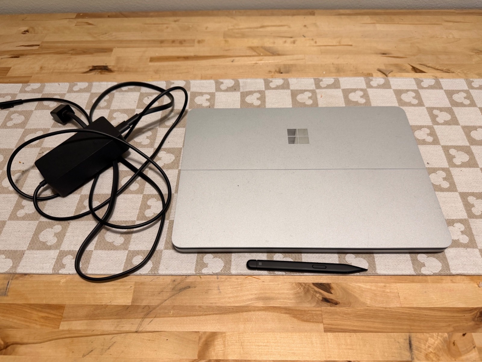 Microsoft Surface Laptop Studio 14.4″ Touch (1TB SSD, Intel Core i7 11th…