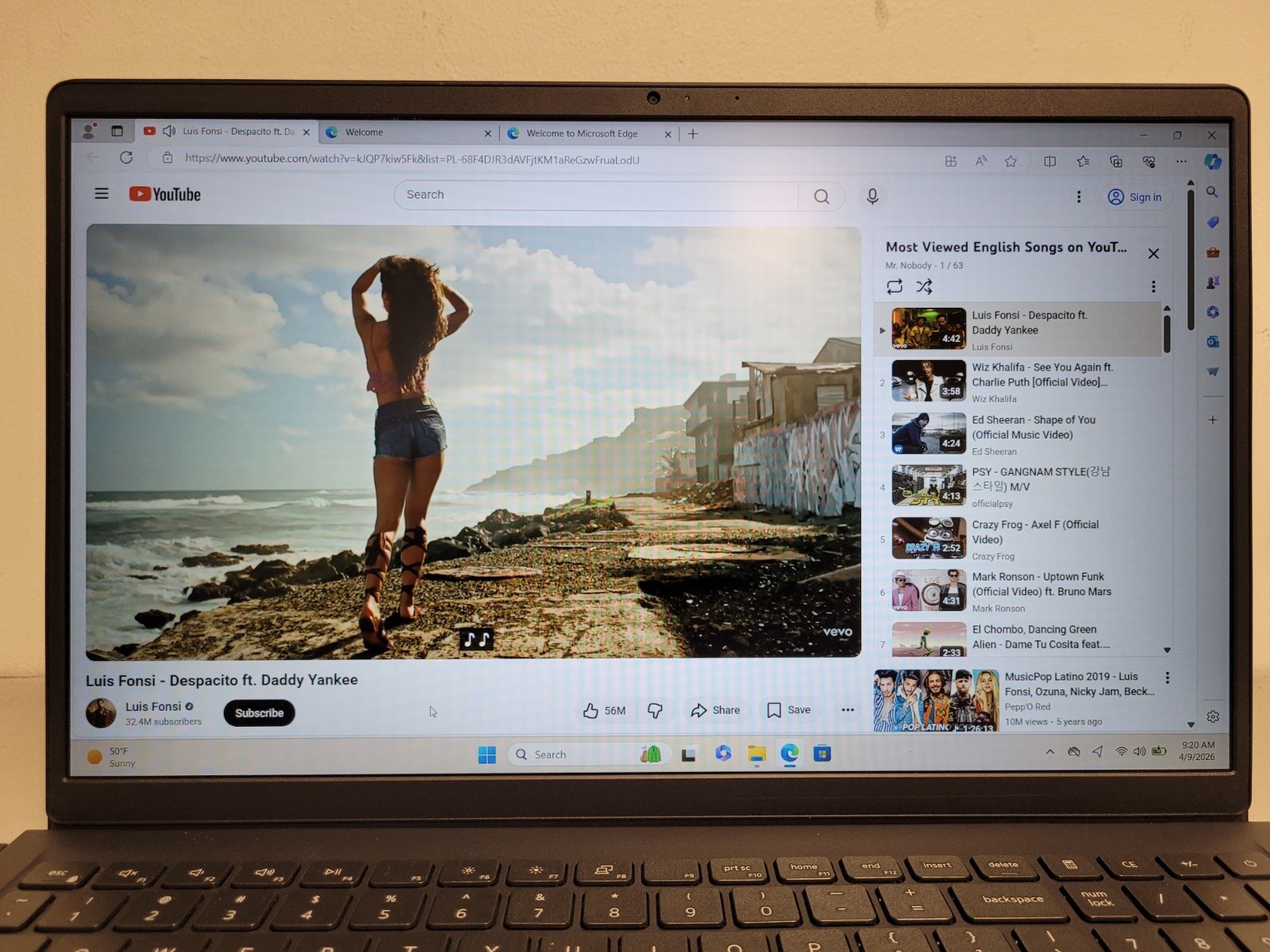Dell inspiron 15 3525 Ryzen7 5825u 2000ghz 16gb ram 512gb ssd Charger 7XY7DF3