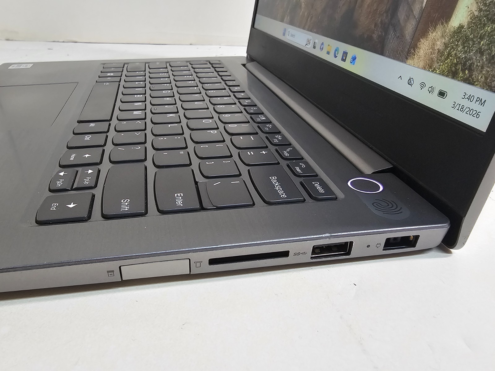 Lenovo ThinkBook 14-IML Laptop – 1.8 GHz i7-10510U 8GB 256GB Webcam 14″ 20RV S1