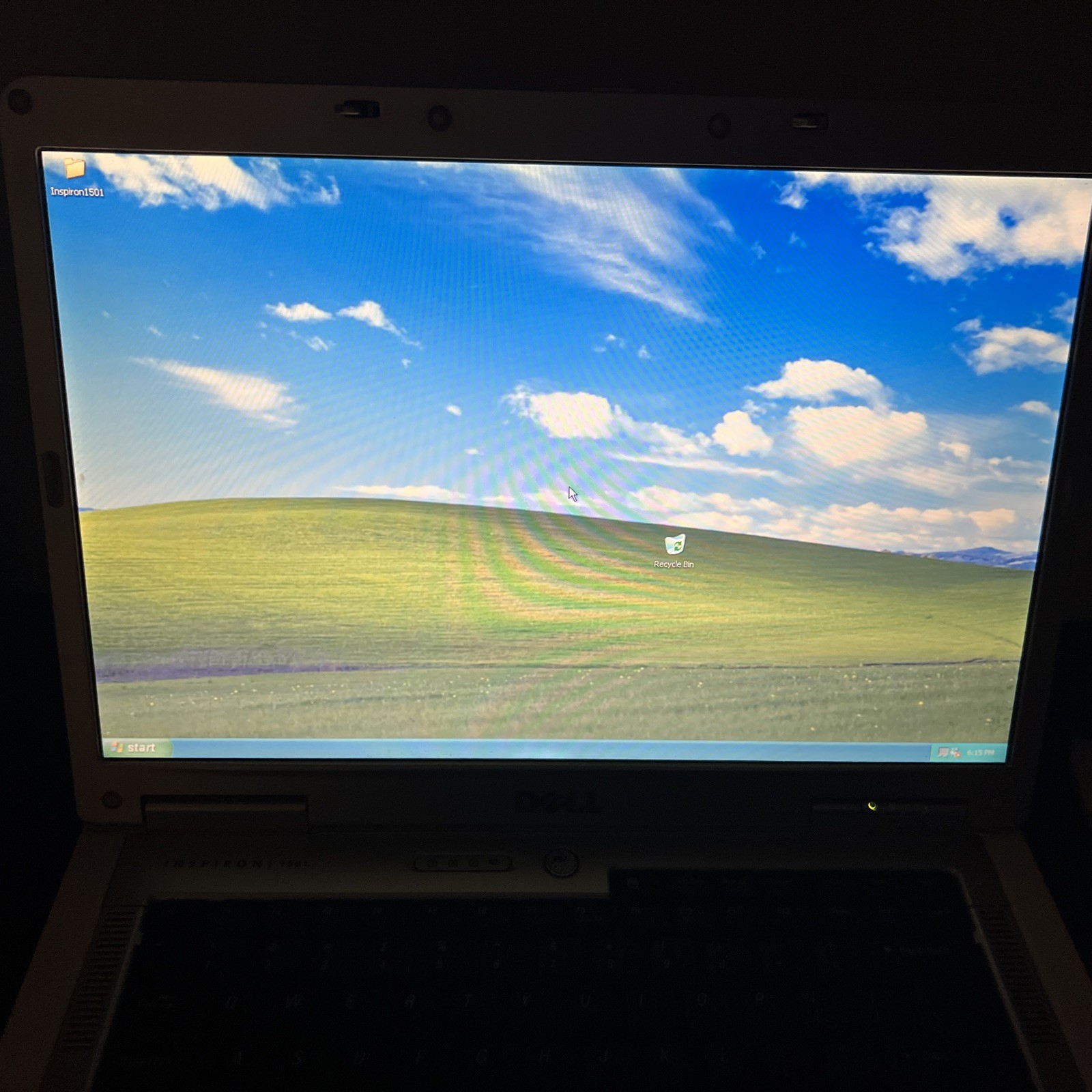 Dell Inspiron 1501 15.4″ AMD Sempron 1.6GHz 2GB RAM 120GB HDD Radeon XP Pro SP3