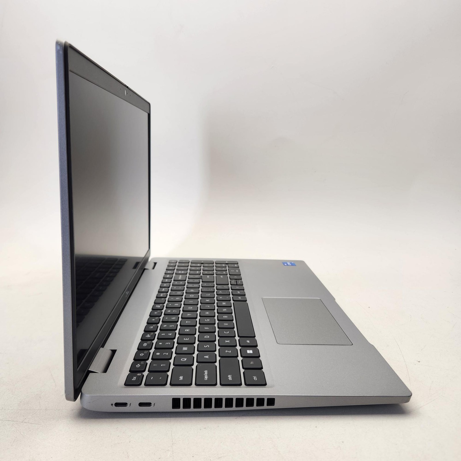 Dell Latitude 5530 15.6in Laptop i5 12th Gen 16GB 256GB SSD Charger Win11 – Good