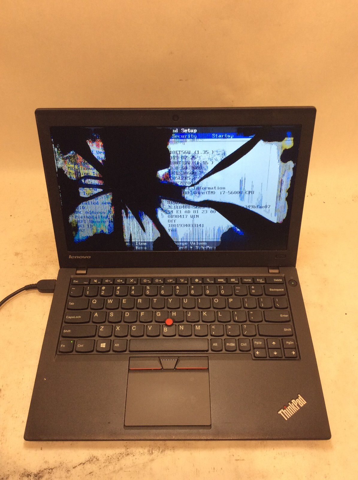 Lenovo ThinkPad Yoga 250X Laptop 12″ Intel Core i7 5th Gen RUINED SCREEN -PP