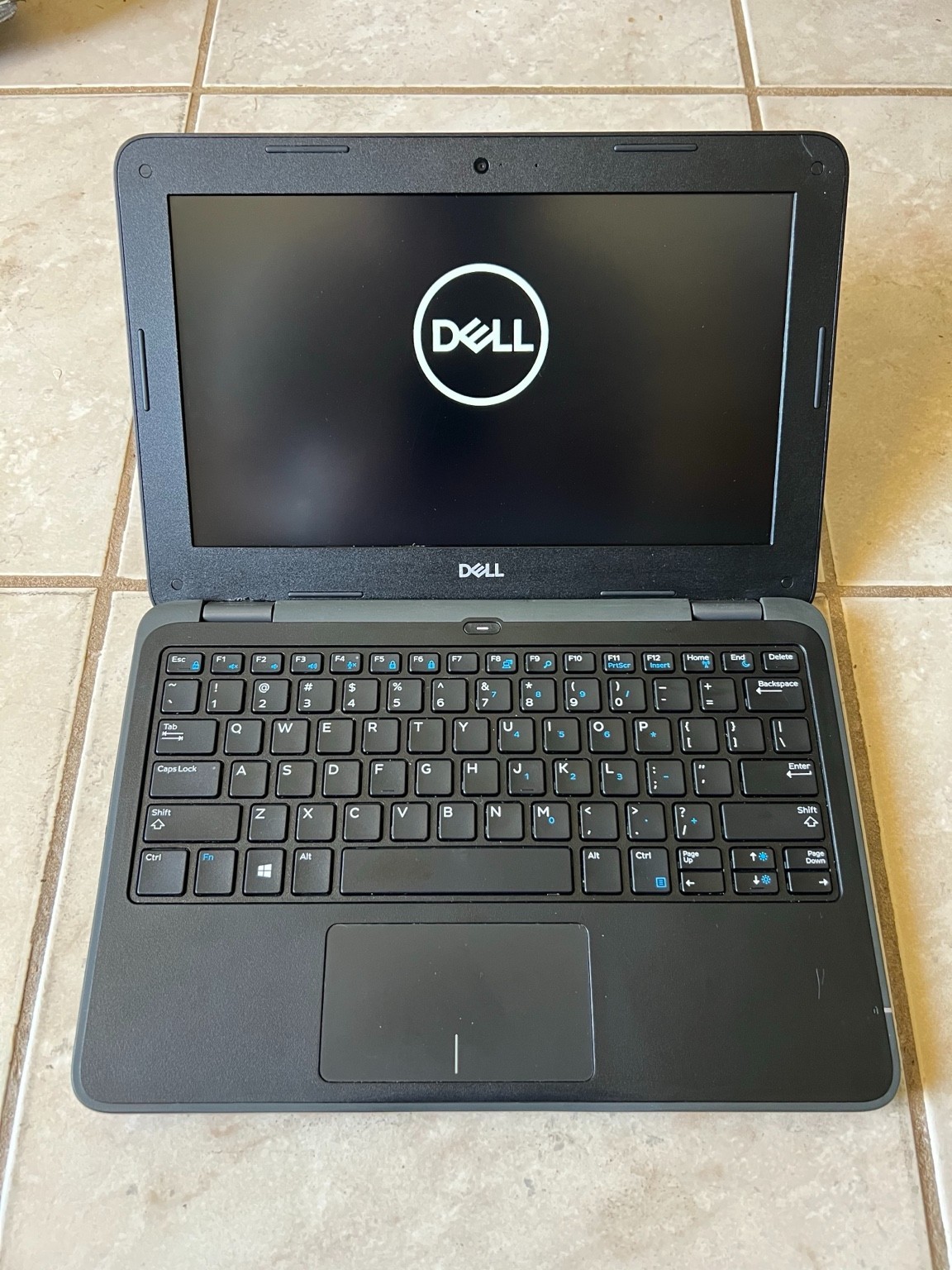 Dell Latitude 3190 11.6″ Laptop Celeron N4100 4GB 128GB SSD Windows 11 + Charger