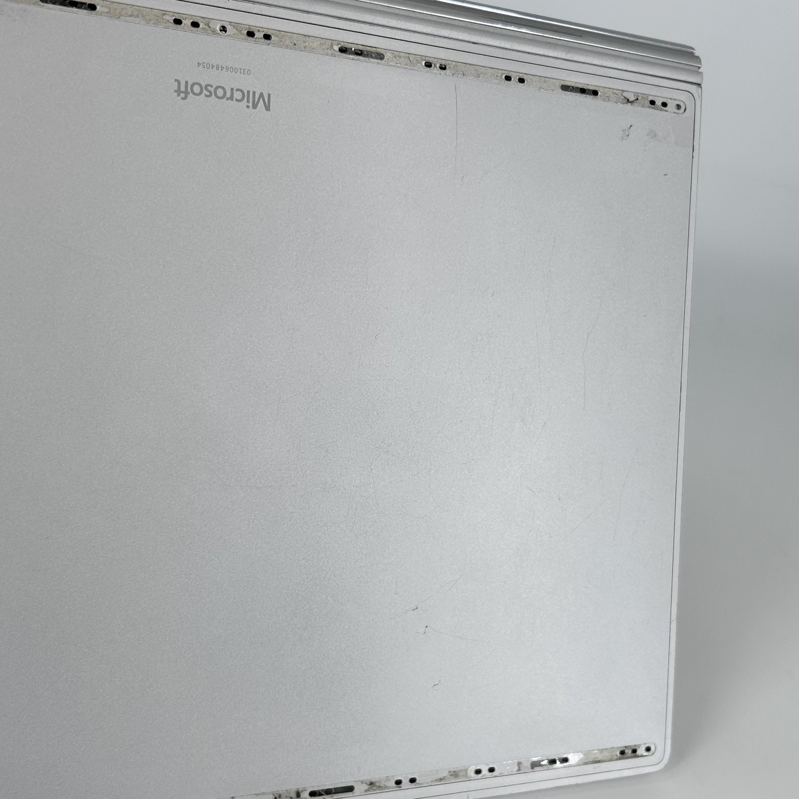 Microsoft Surface Book 2 15 TOUCH i7-8650U 1.90GHz 16GB 512GB SSD -BAD BATTERY