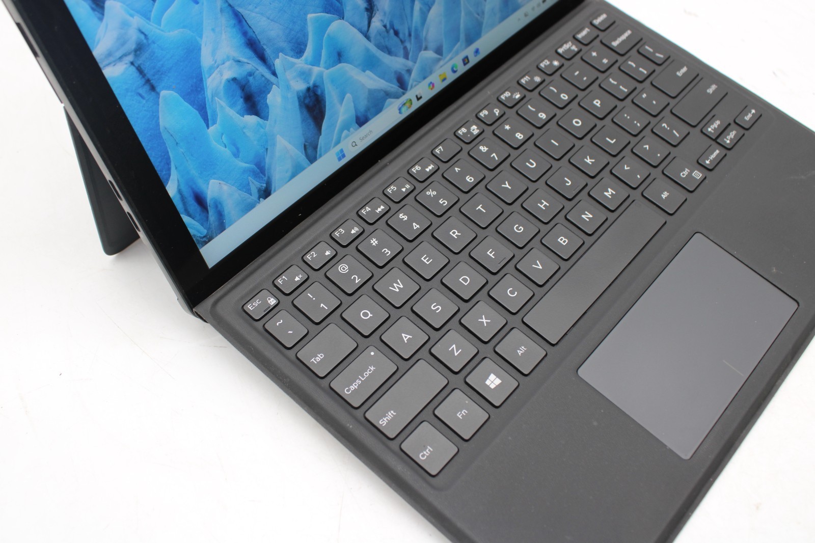 Dell Latitude 5290 2-in-1 – Touch, W11 Pro, 256GB NVMe, 8GB RAM, Intel i5-8350U