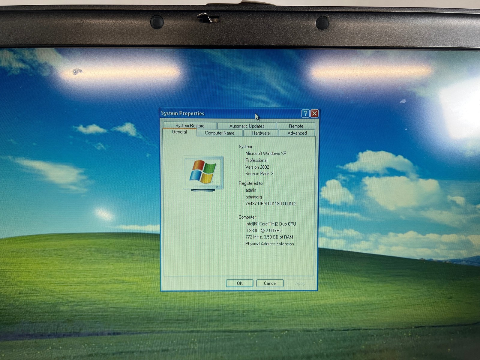 Dell Latitude D630 14″ C2D T9300 2.5GHz 3.5GB 200GB WinXP NVIDIA NVS 135M