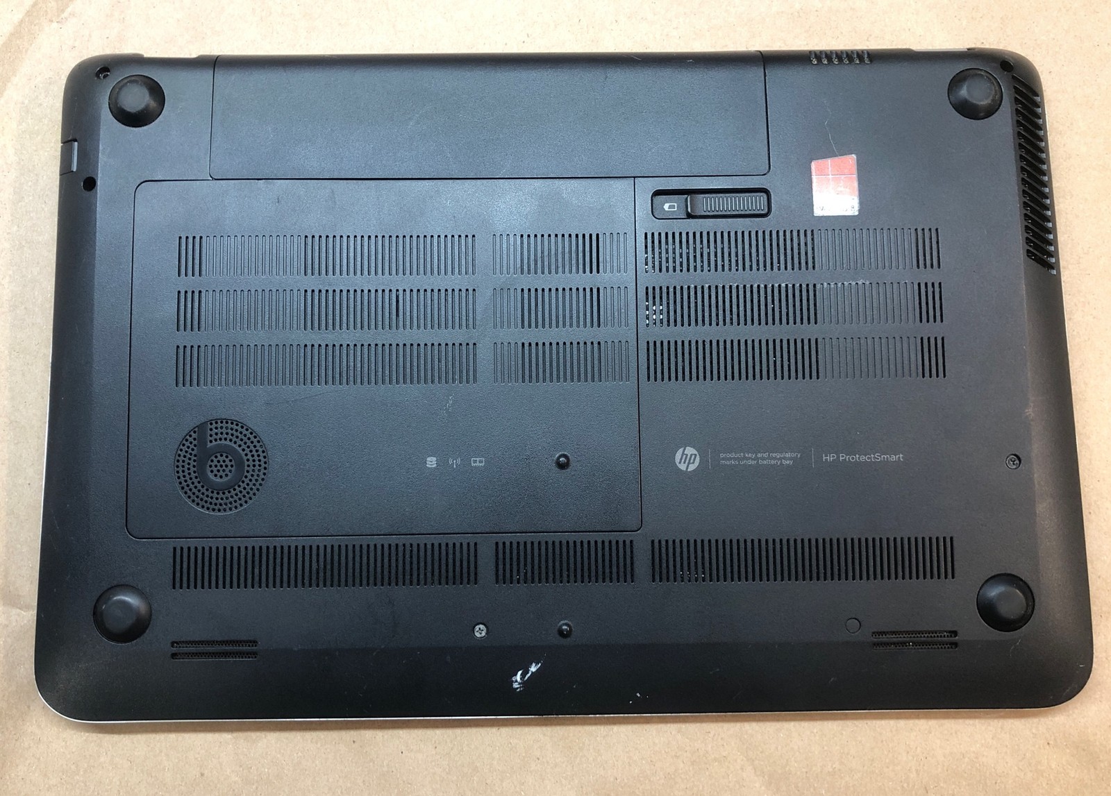 HP Envy 15″, AMD Quad-Core A8-5550M @2.1GHz, 8GB RAM, NO HDD/OS, **FOR PARTS**