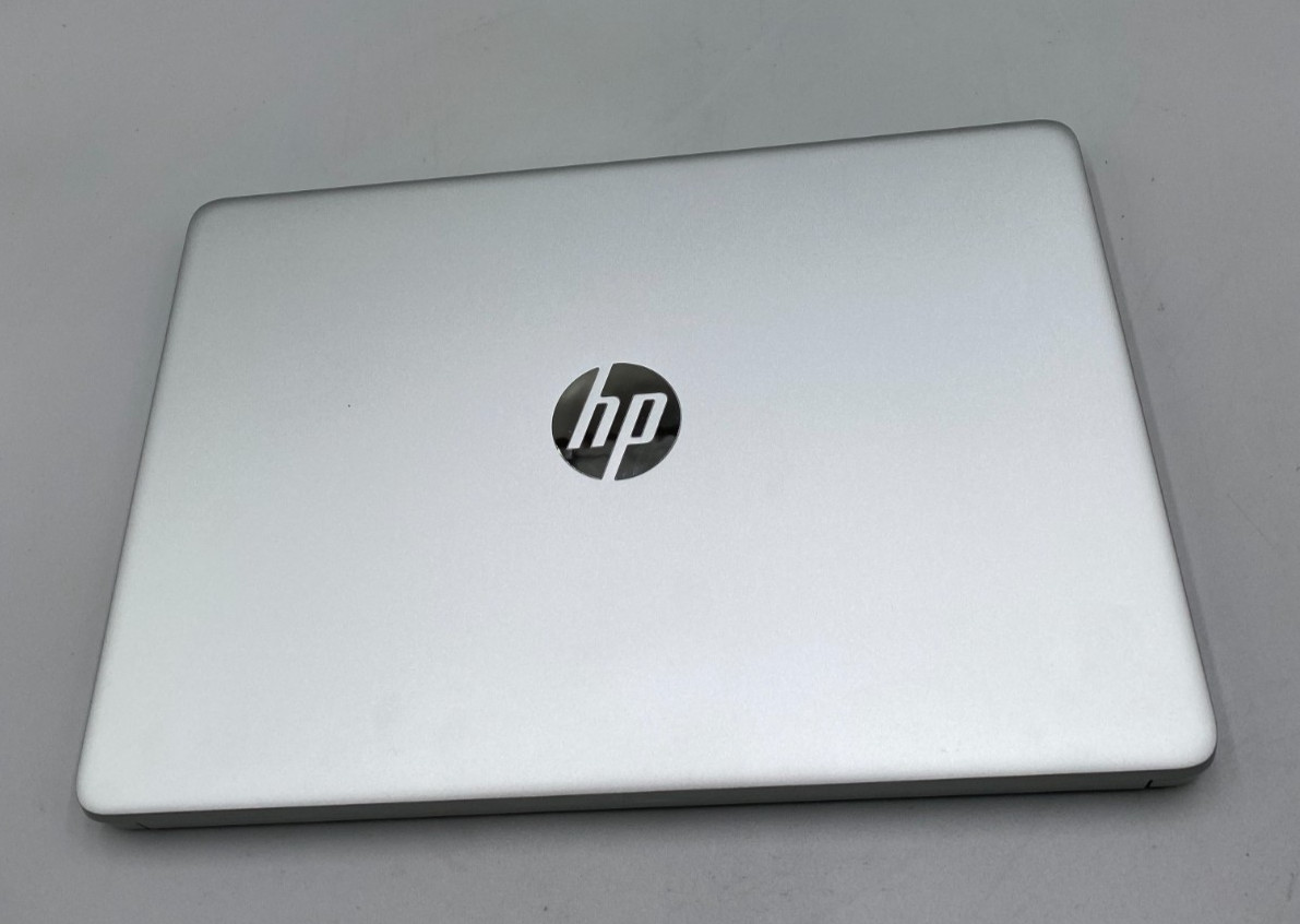 HP Laptop 14-DQ0057NR Pentium Silver N5030 1.1GHz 64GB eMMc 4GB DDR4 Silver B