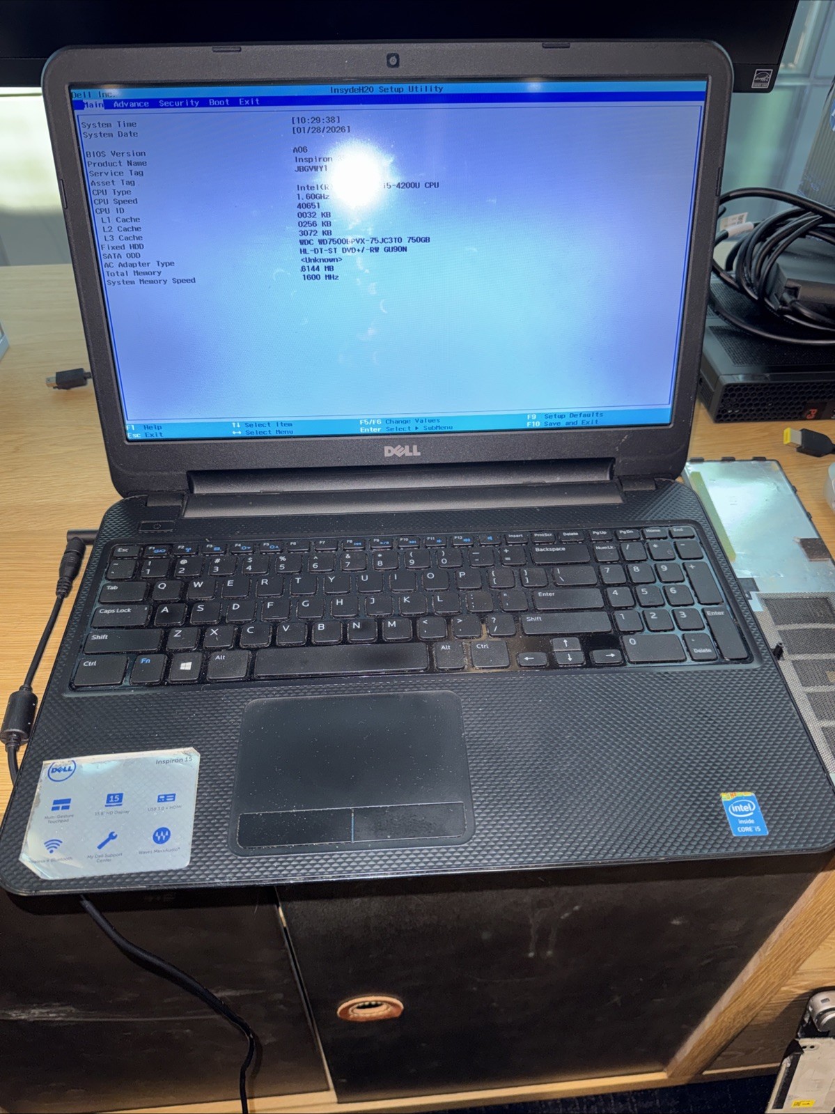 Dell Inspiron 15 3537 i5 4200 1.6ghz 6GB Ram 750GB HDD Locked Bios Win10 No Batt