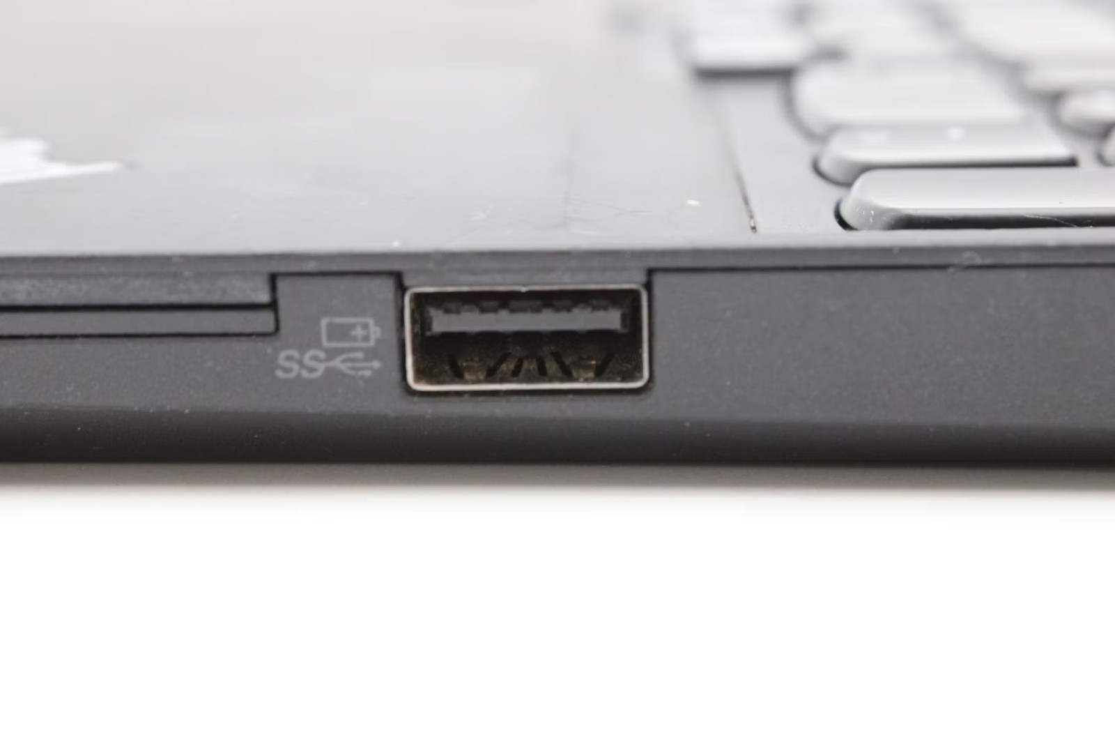 Lenovo ThinkPad T15 Gen 2i Used 15.5″ i5-1135G7, 256GB NVMe, 8GB RAM