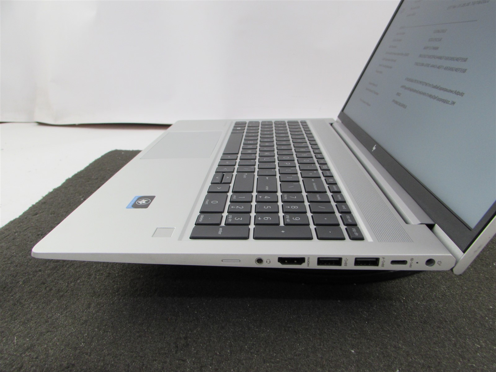 HP ELITEBOOK 655 (G9) 15.6″ 1920X1080 AMD RYZEN 5 PRO 512GB SSD 16GB RAM NO O.S