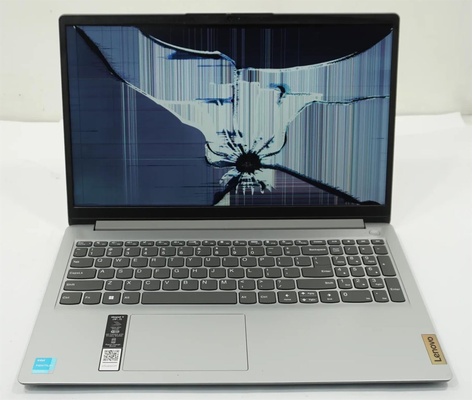 Lenovo 82LX IdeaPad 1 15.6″ Intel Pentium Silver N6000 1.10GHz 4GB 128GB