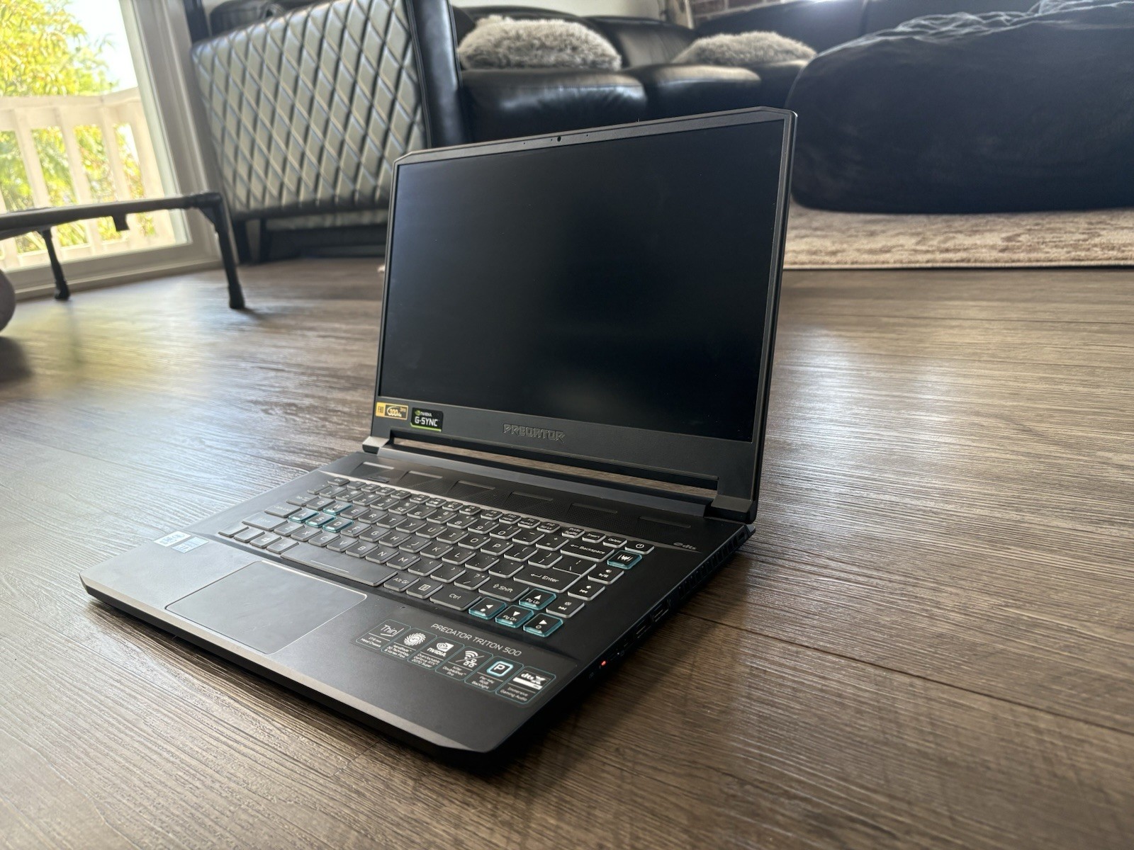 Acer Predator Triton 500 PT515-52-73L3 15.6″ (512GB SSD, Intel Core i7 10th…