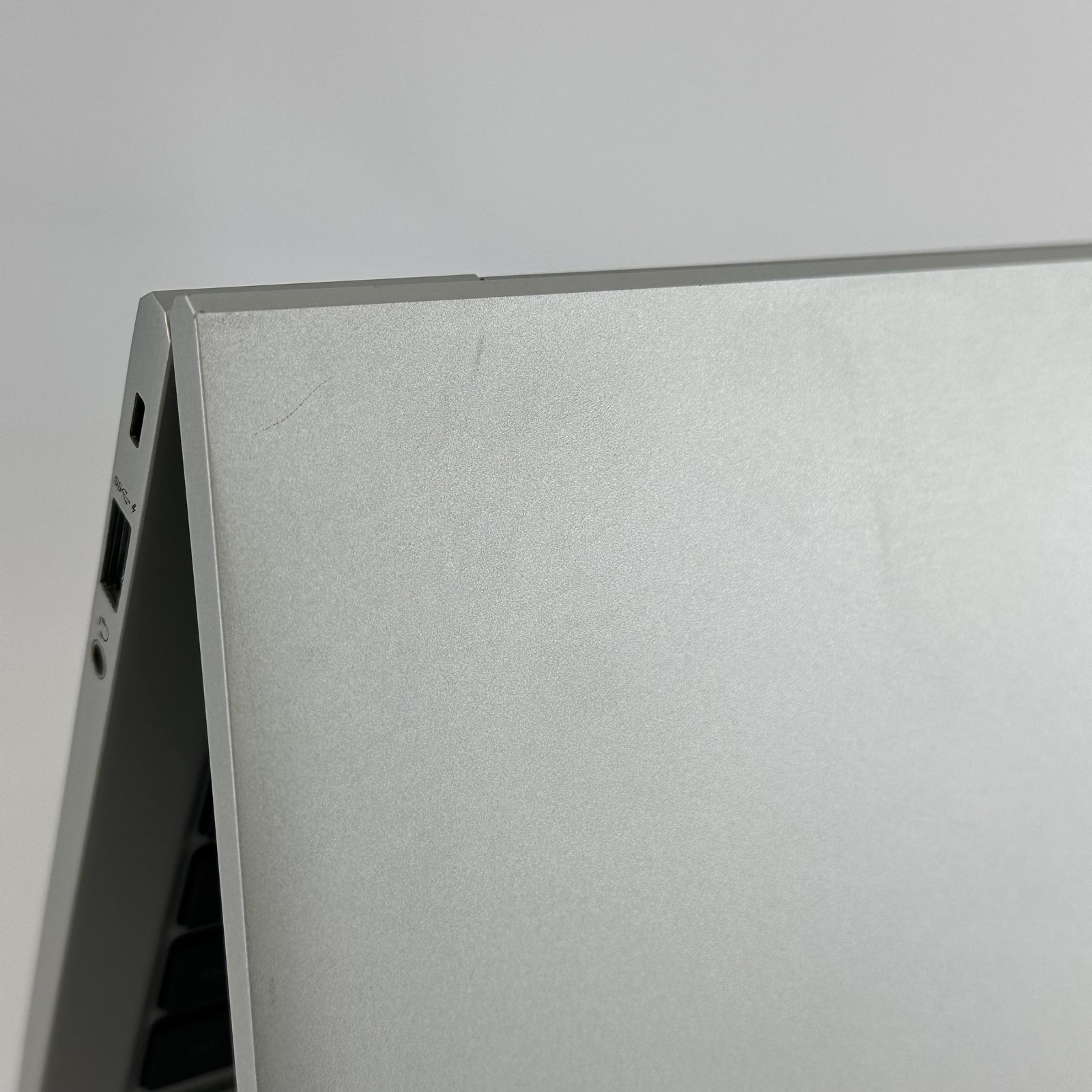 HP Elitebook 850 G8 15.6 Silver FHD i5-1145G7 2.60GHz 16GB 256GB SSD Very Good