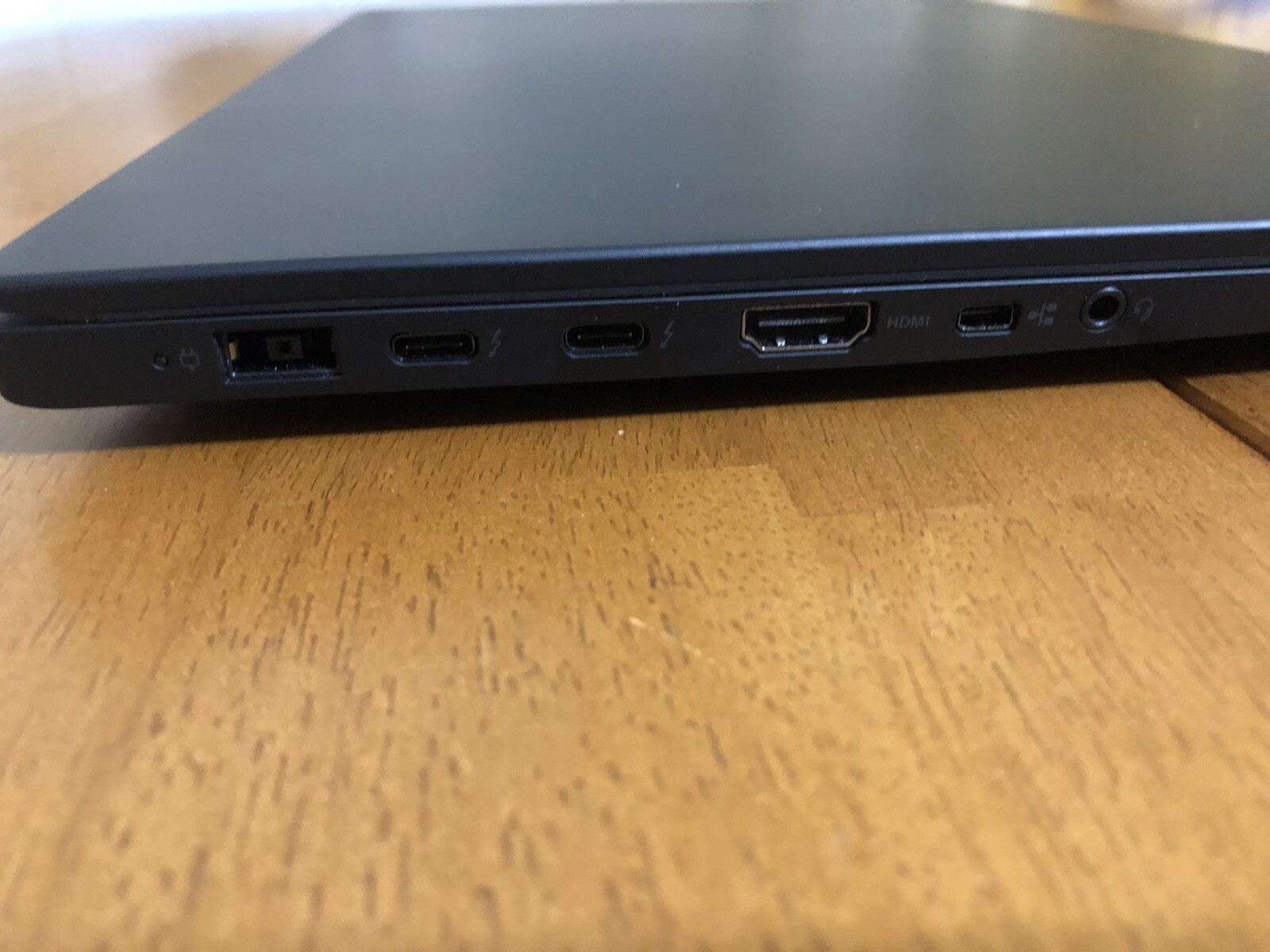 Lenovo Thinkpad P1 Gen1 type20ME -15.6” Intel xeon E-2176M /64GB RAM 2TB