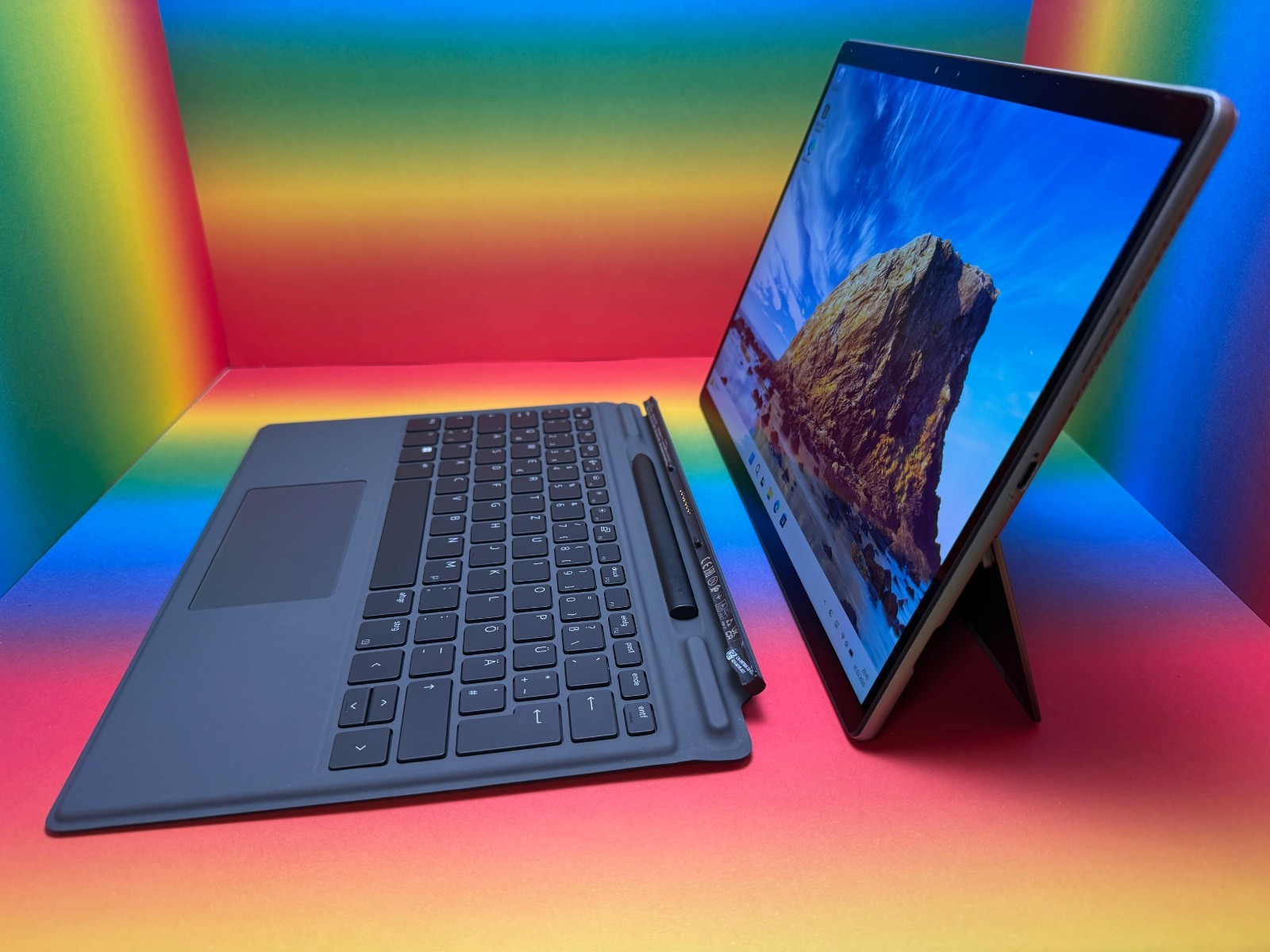 Dell Latitude 7320 2-in-1 LTE eSIM i5-1140G7 8GB 256GB 13″ DE Win11Pro FID ST FP