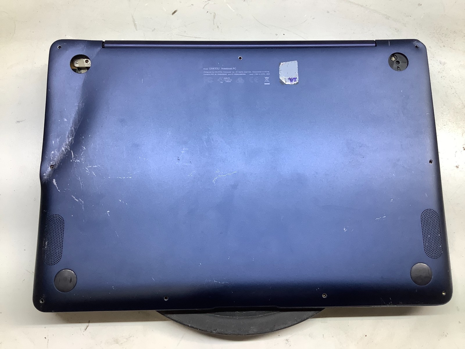 Asus Zenbook UX430U Intel Core i7-7500u 2.7GHz 8GB NO HDD