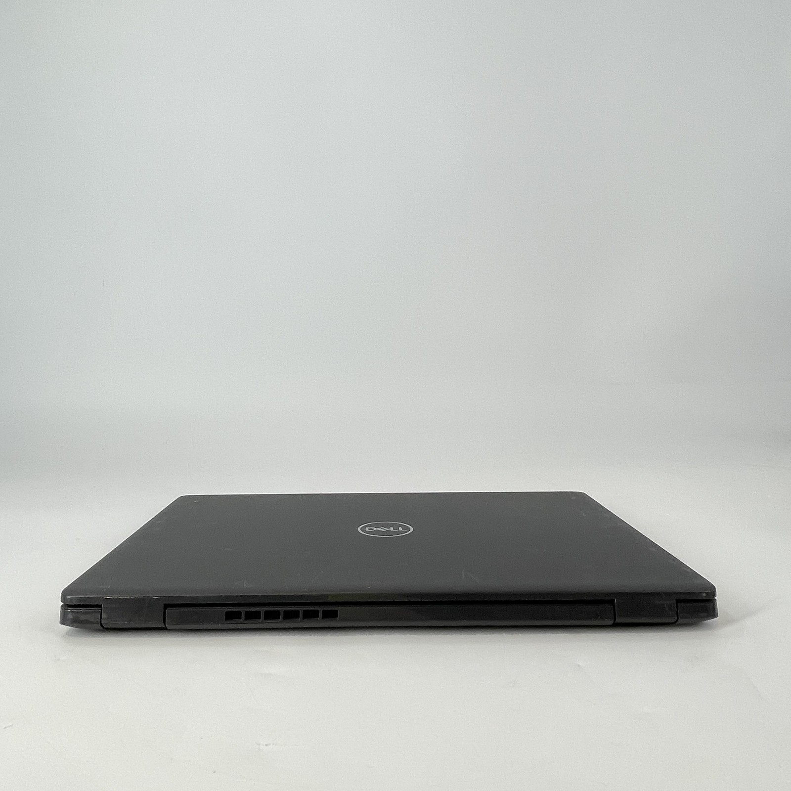 Dell Latitude 3510 15.6 Gray FHD 1.8 GHz i7-10510U 16GB RAM 256GB SSD Good